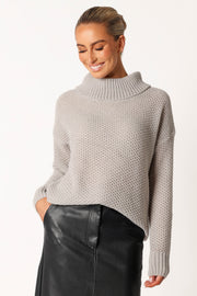 KNITWEAR @Rayne Turtleneck Knit Sweater - Light Grey