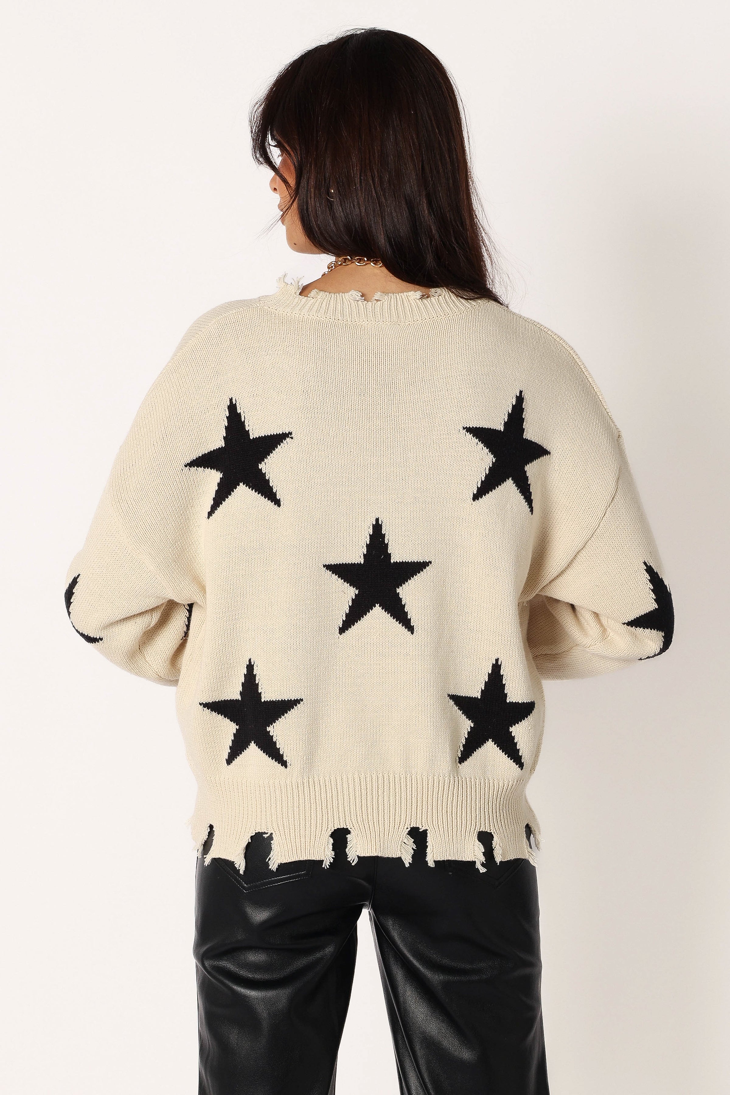 KNITWEAR @Star Printed Fray Detail Knit Sweater - Cream/Black