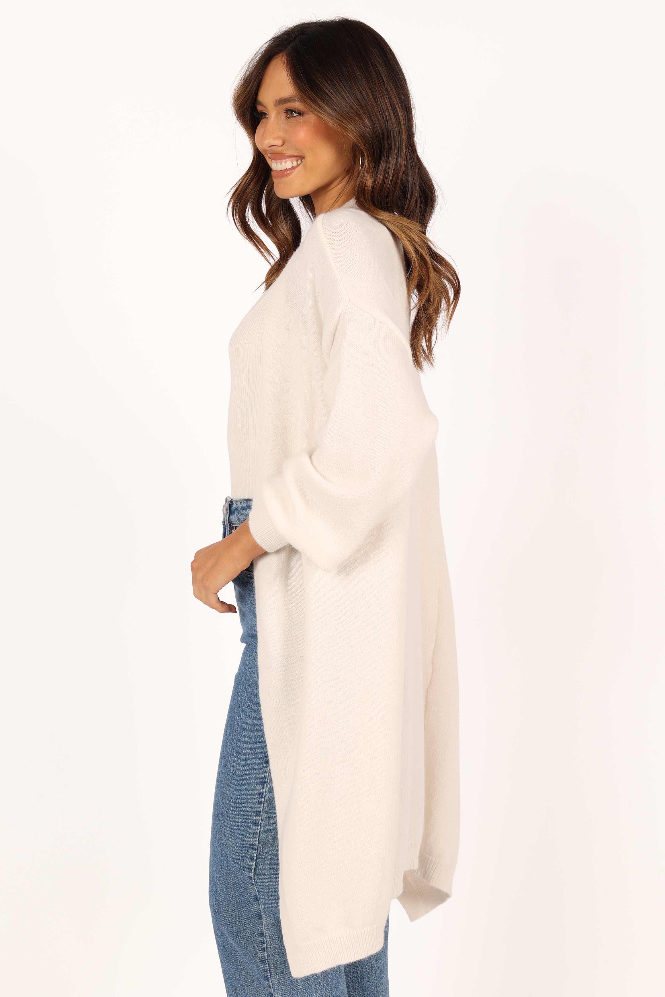 KNITWEAR Talk Cardigan - Cream