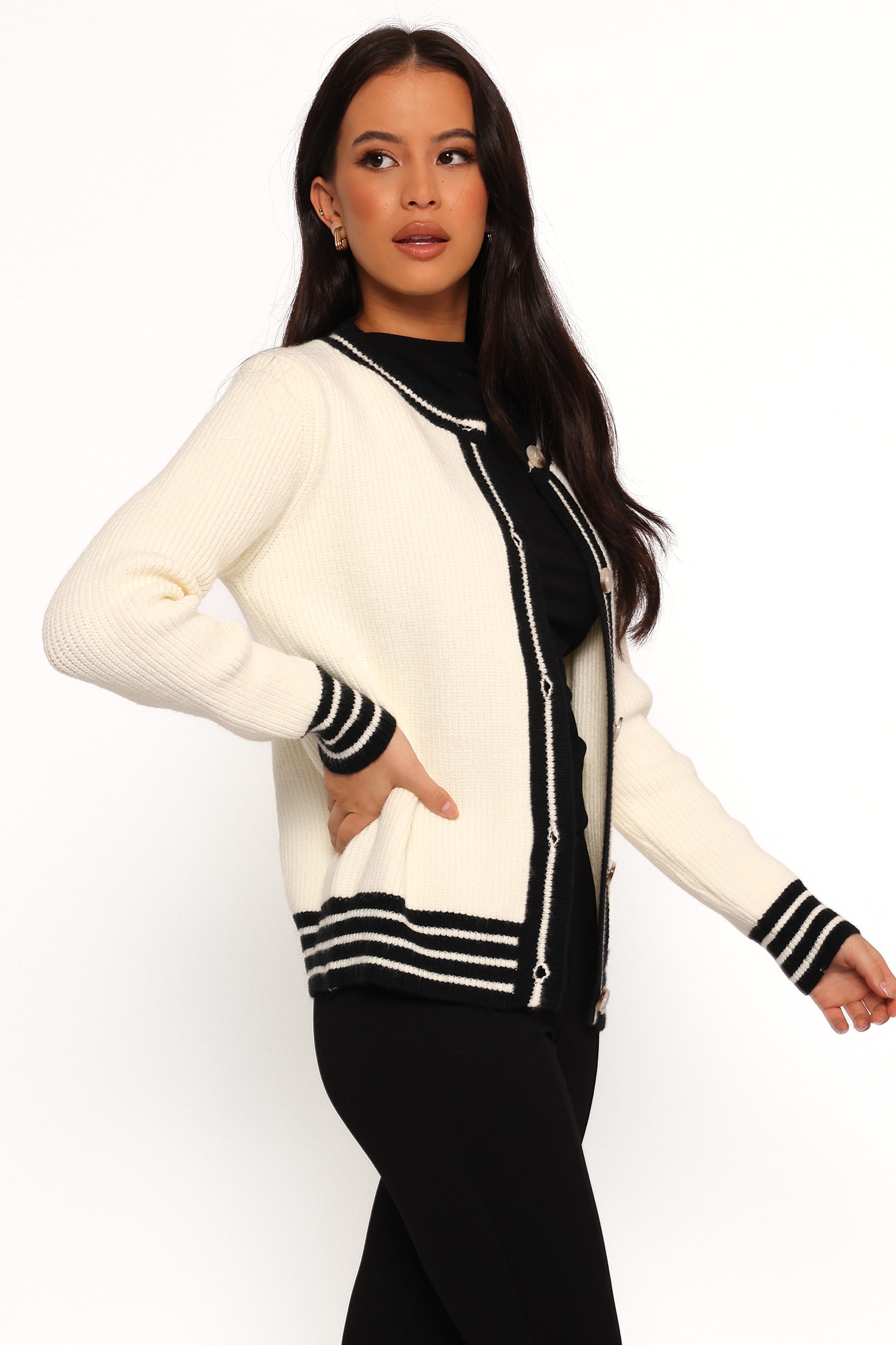 KNITWEAR Yorkshire Contrast Hem Cardigan - Cream