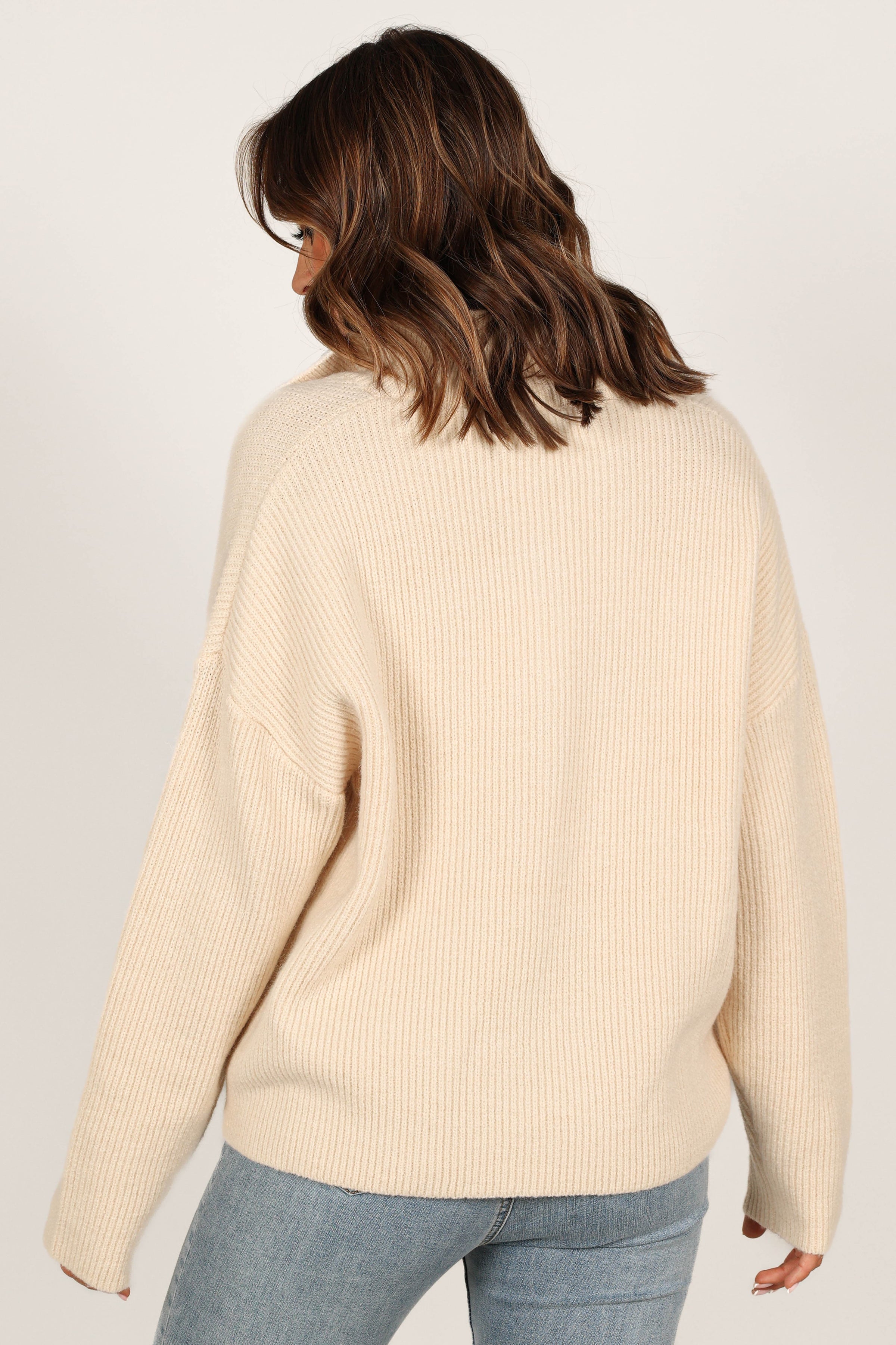 KNITWEAR Zala Vneck Collar Knit Sweater - Beige