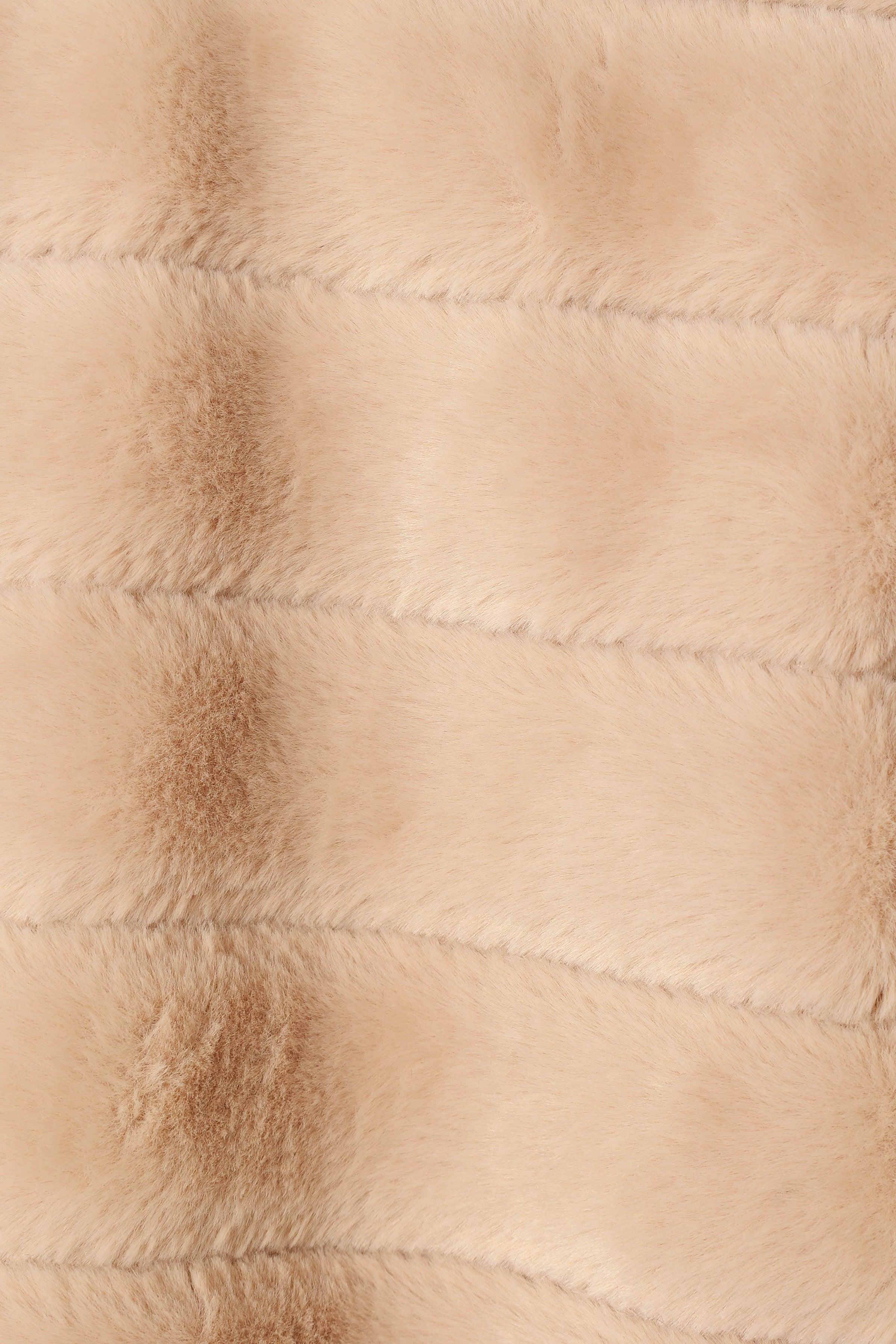 OUTERWEAR @Aylin Channel Faux Fur Jacket - Cream (waiting on bulk)
