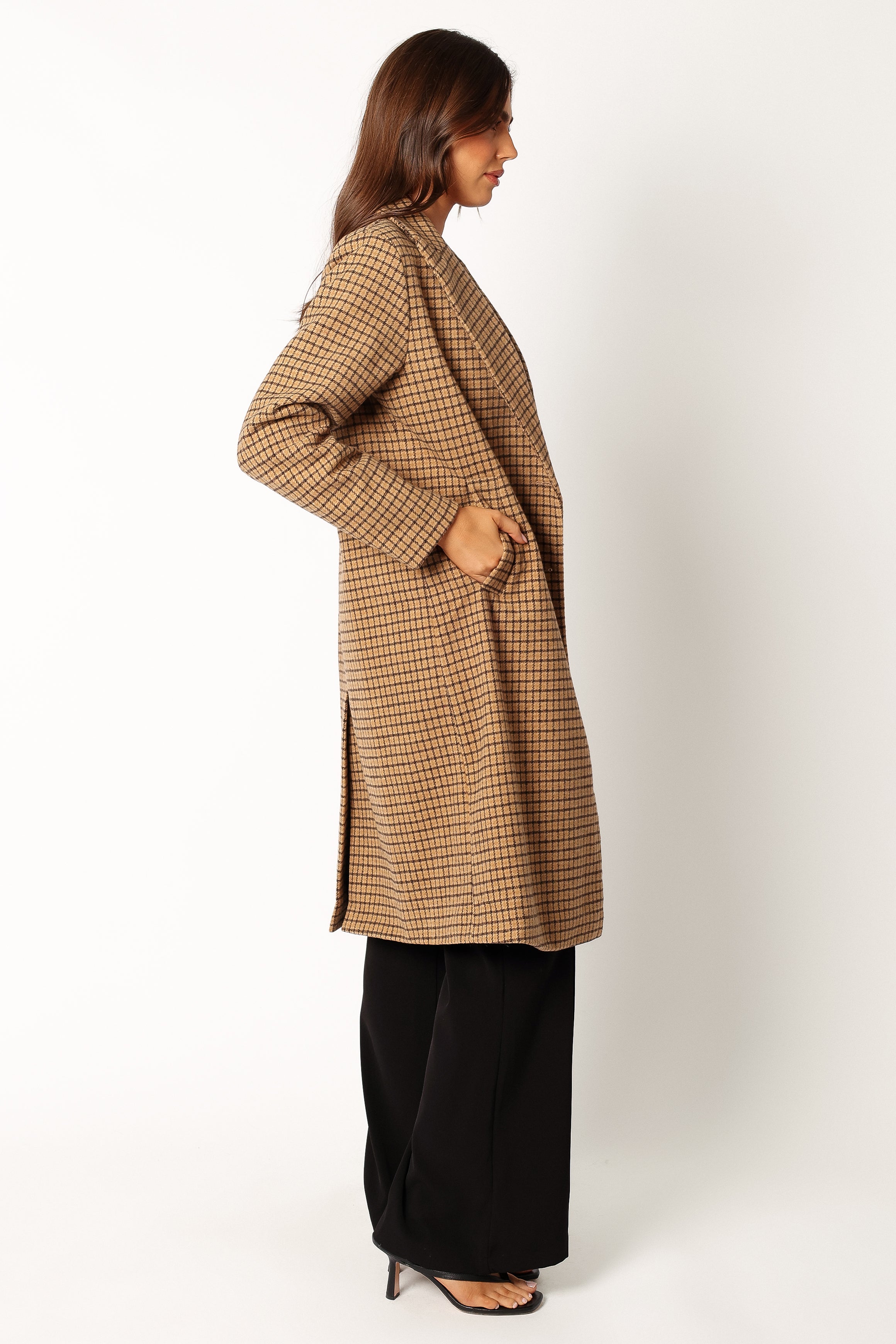 OUTERWEAR @Baylee Long Coat - Tan