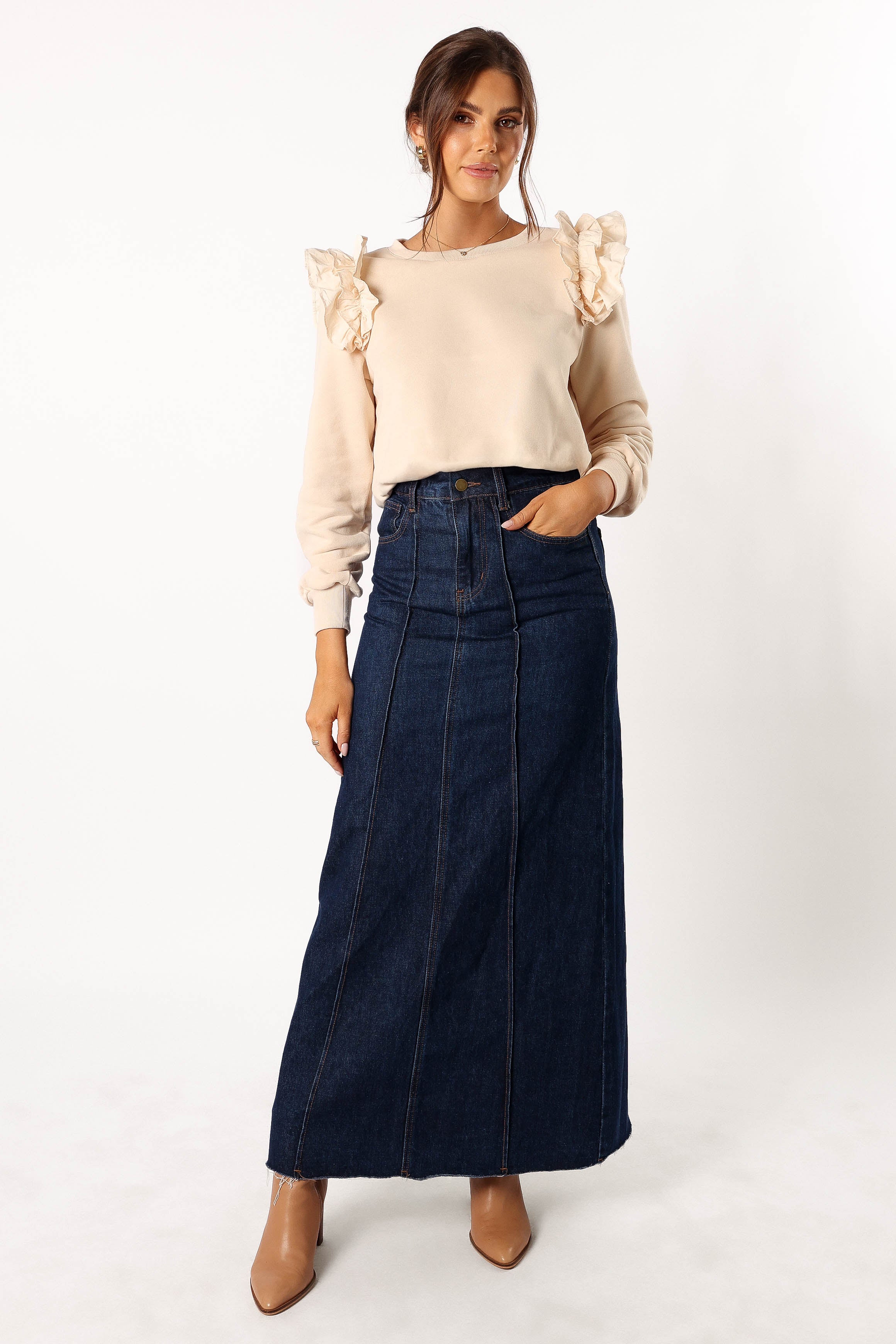 OUTERWEAR @Cora Ruffle Sleeve Sweatshirt - Cream