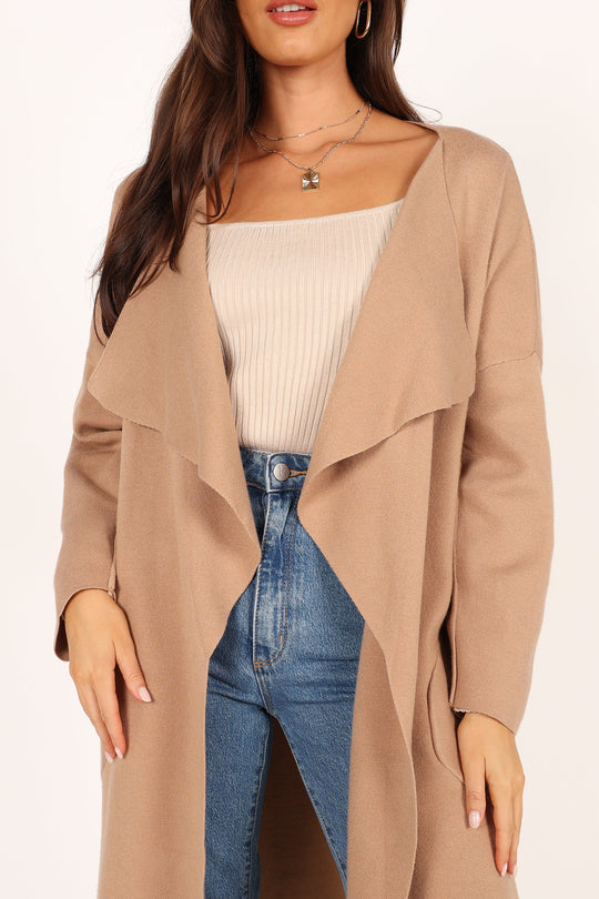 Elura Coatigan Camel Petal & Pup