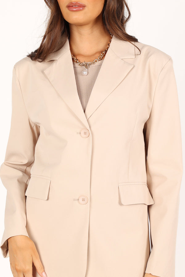 Outerwear @Myla Blazer - Cream