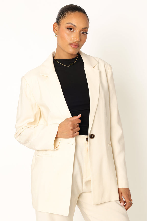 OUTERWEAR @Noelle Oversized Blazer - Cream