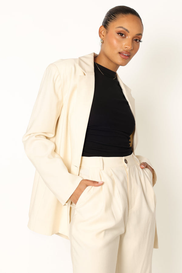 OUTERWEAR @Noelle Oversized Blazer - Cream