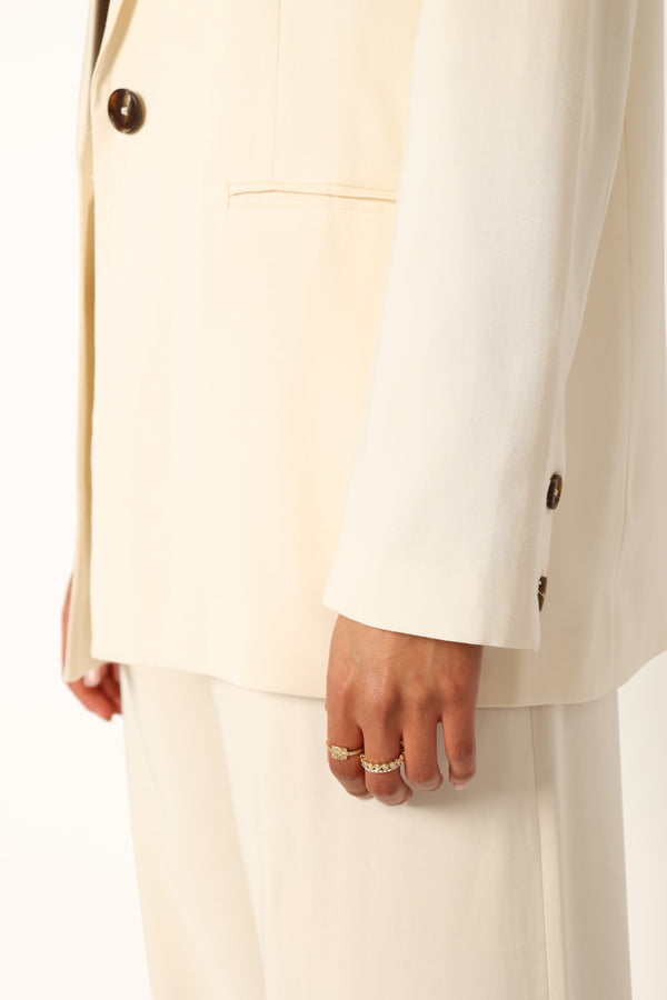 OUTERWEAR @Noelle Oversized Blazer - Cream