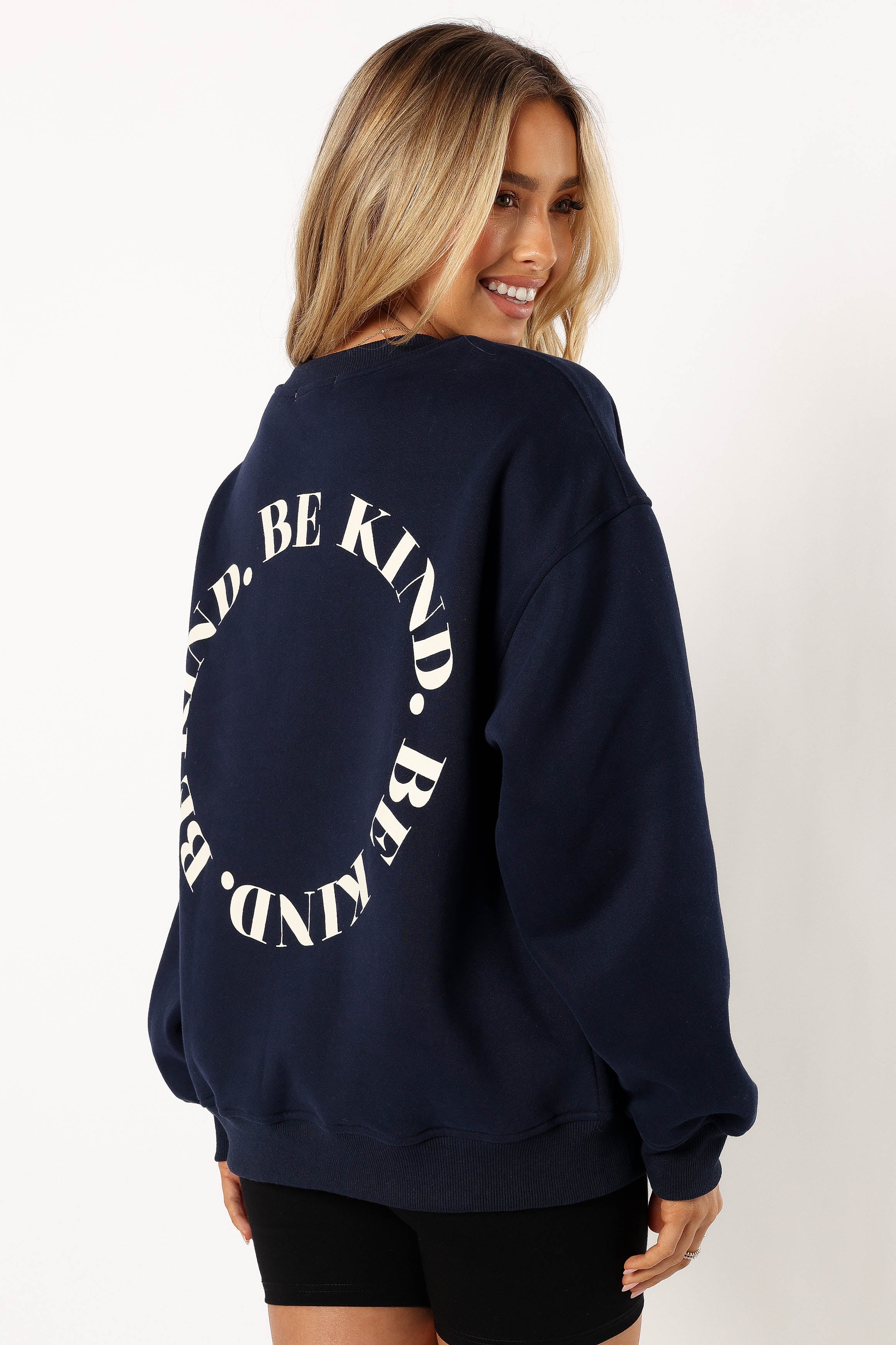 OUTERWEAR @Wrenley Be Kind Sweatshirt - Navy