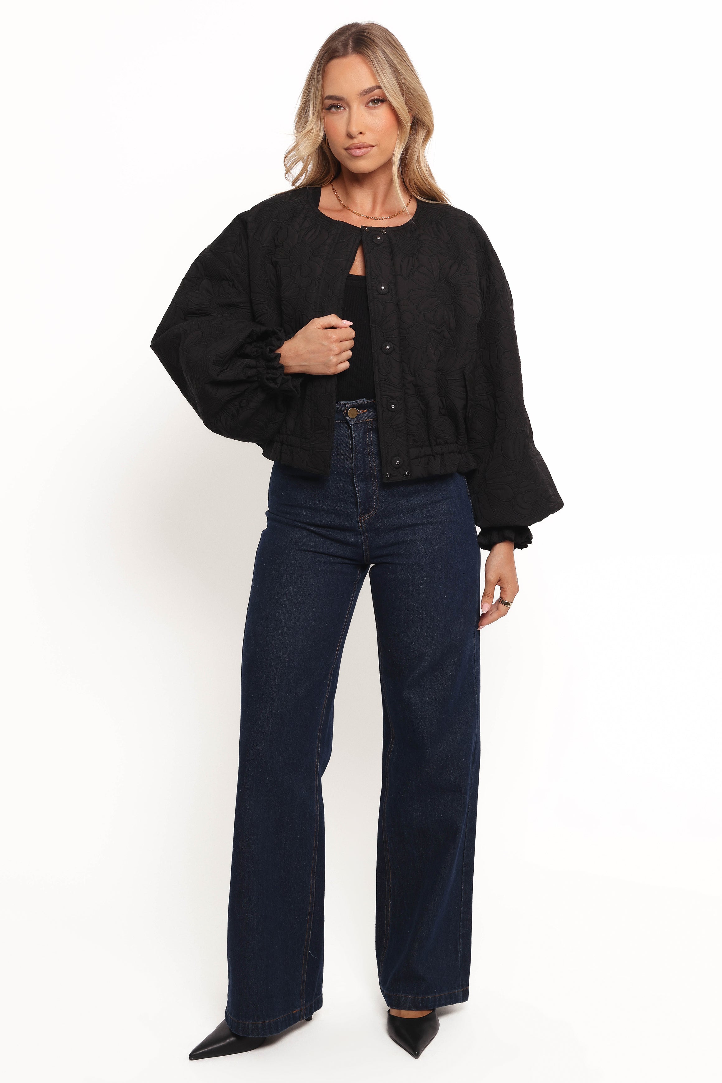 OUTERWEAR Yuki Tonal Embroidered Flower Jacket - Black