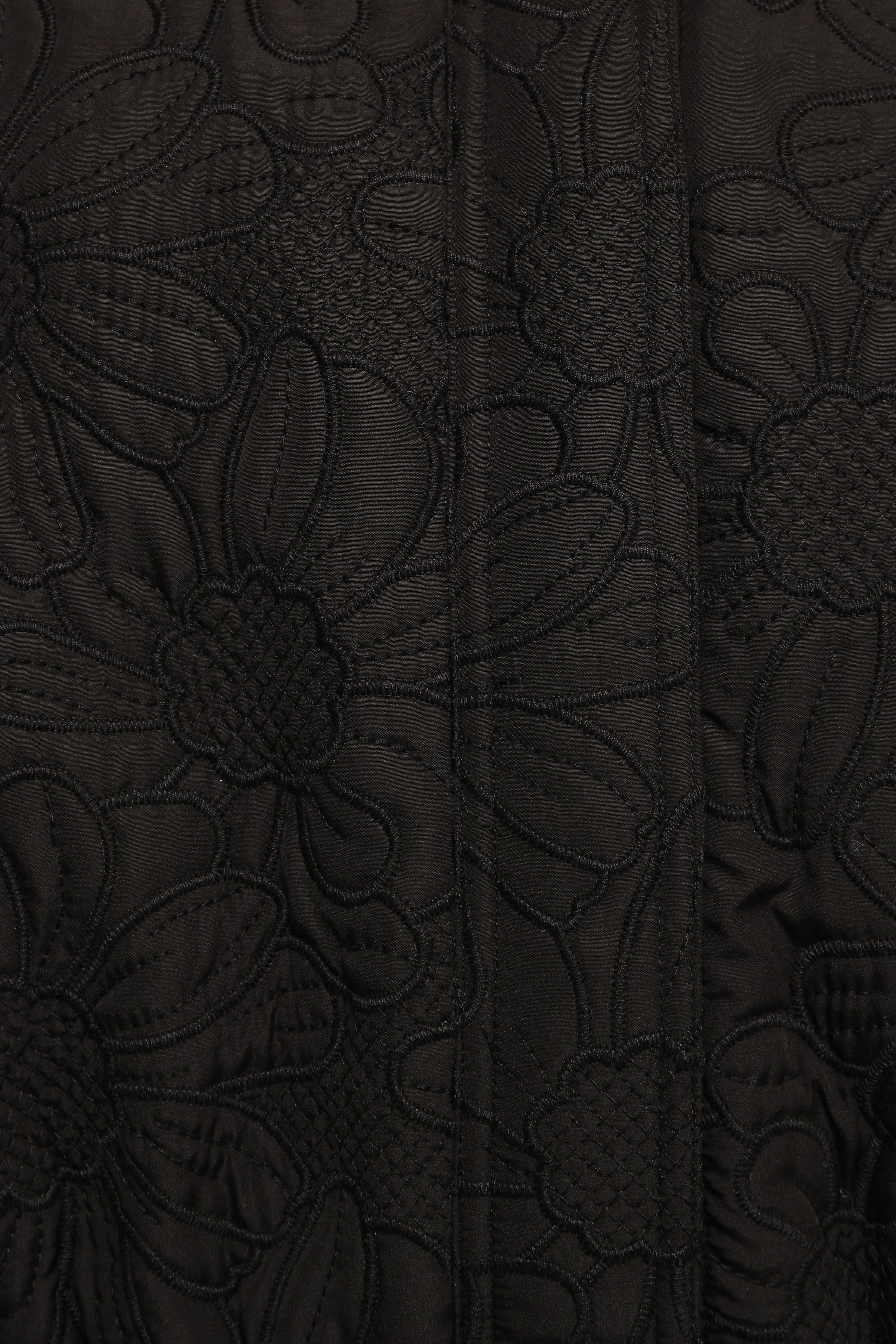 OUTERWEAR Yuki Tonal Embroidered Flower Jacket - Black