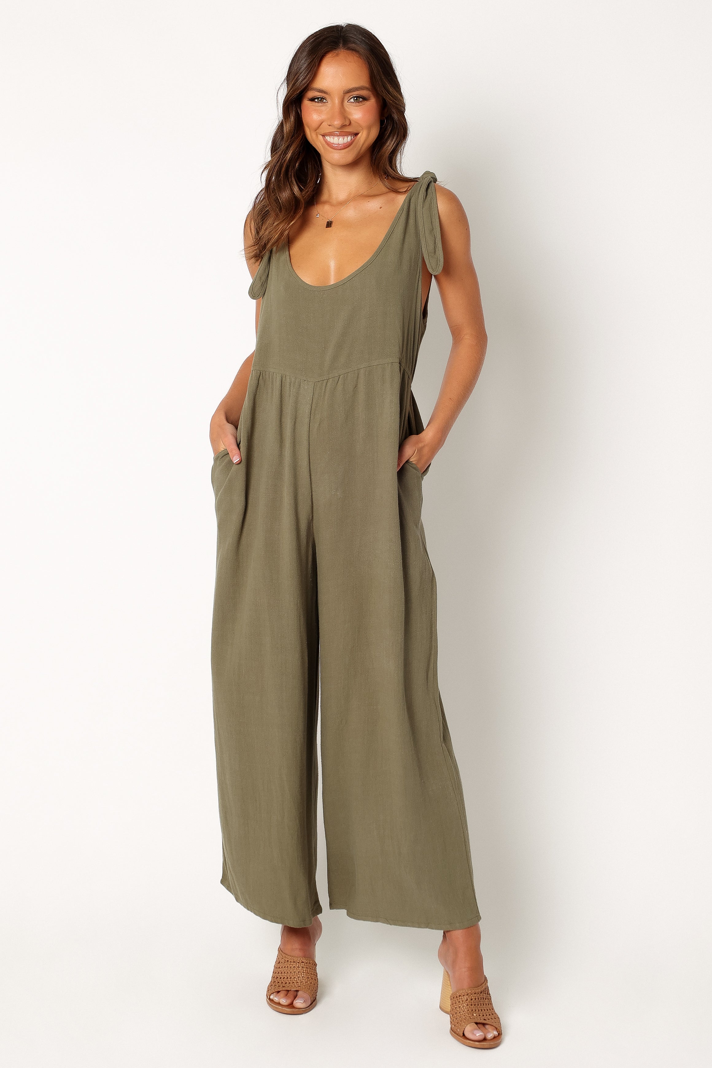 PLAYSUITS @Ayla Linen Jumpsuit - Olive