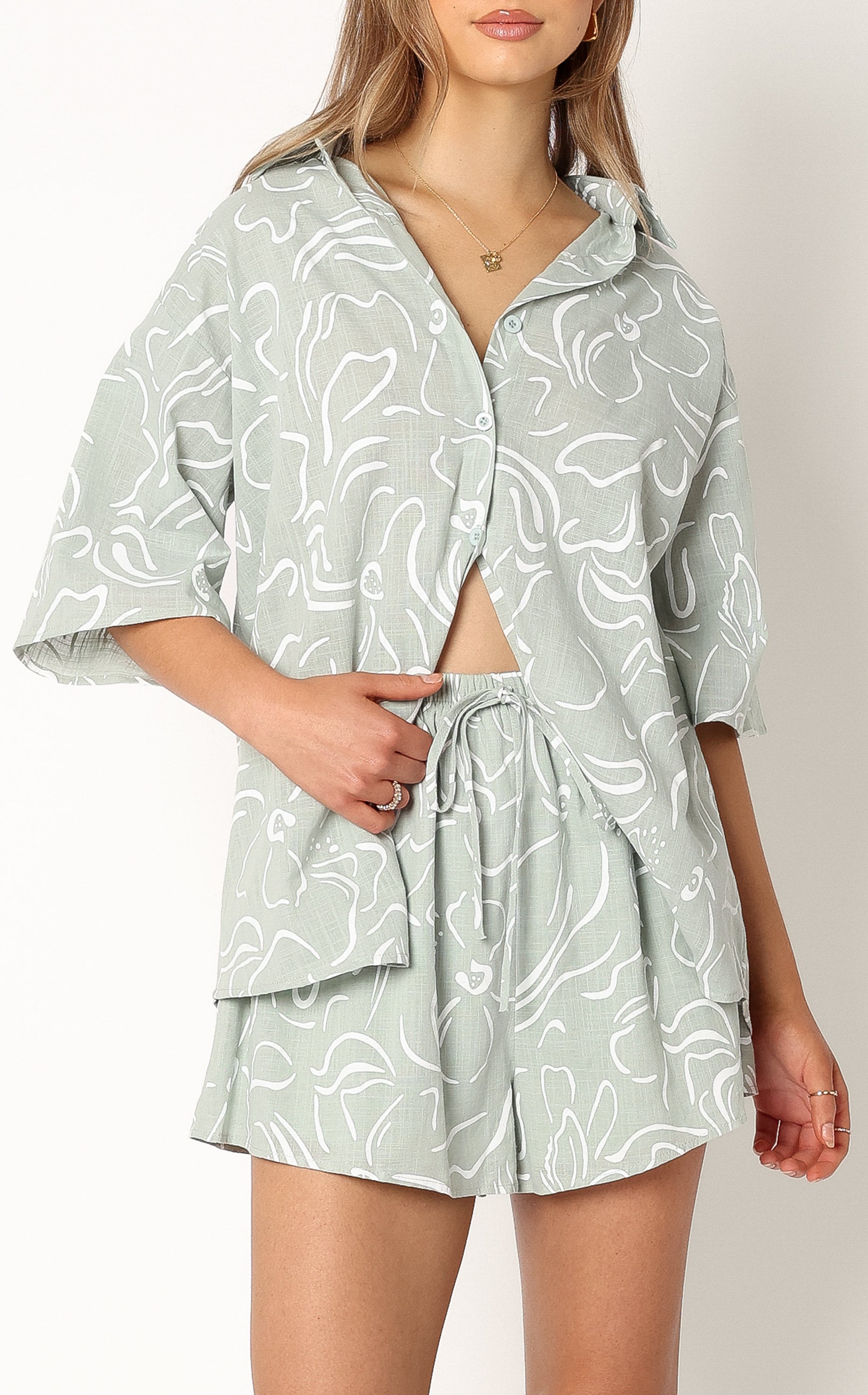 SETS @Fiorelli Short Set - Sage