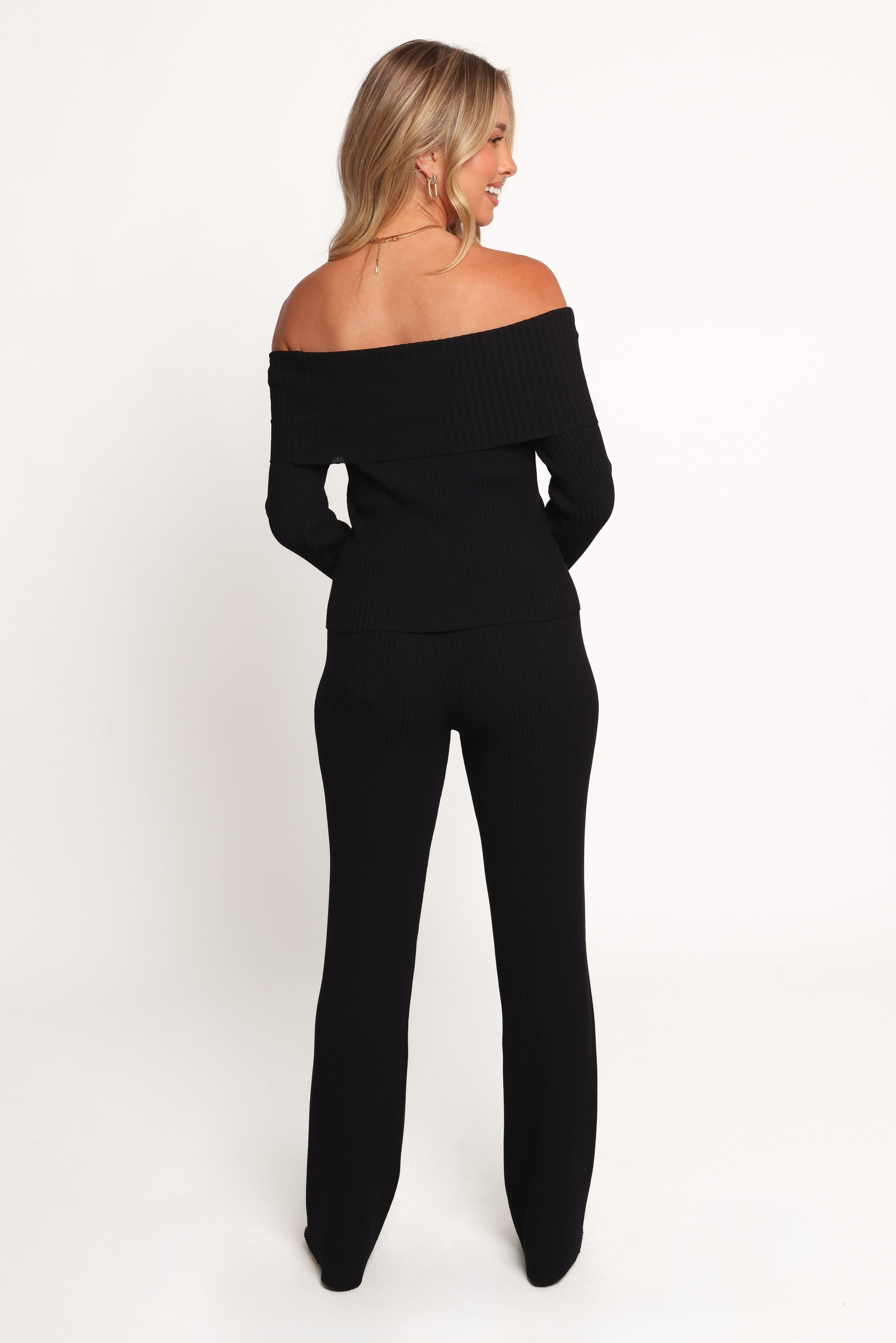 SETS Gindie Ribbed Knit Off The Shoulder Pant Set - Black