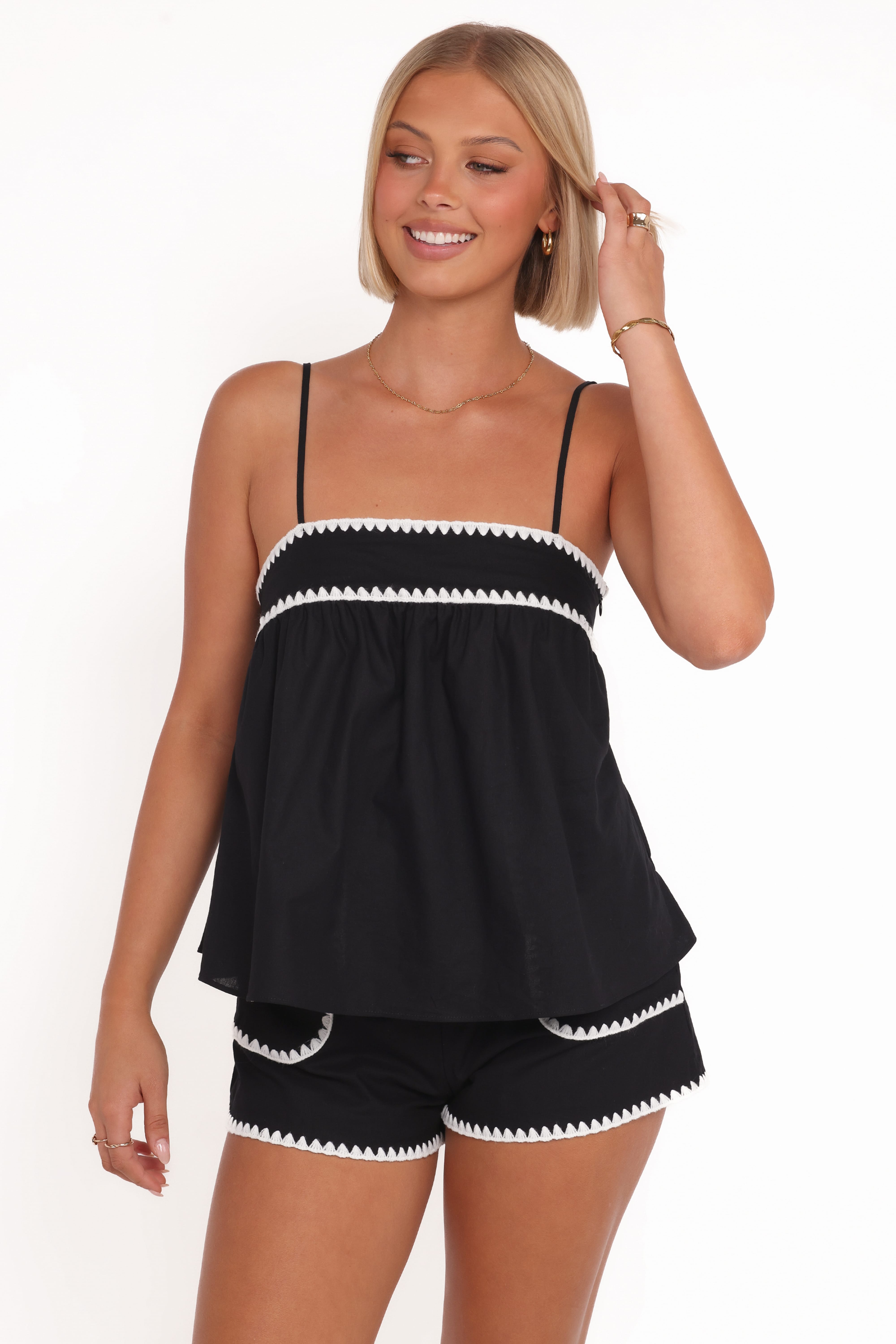 SETS Lila Short Set - Black Cream