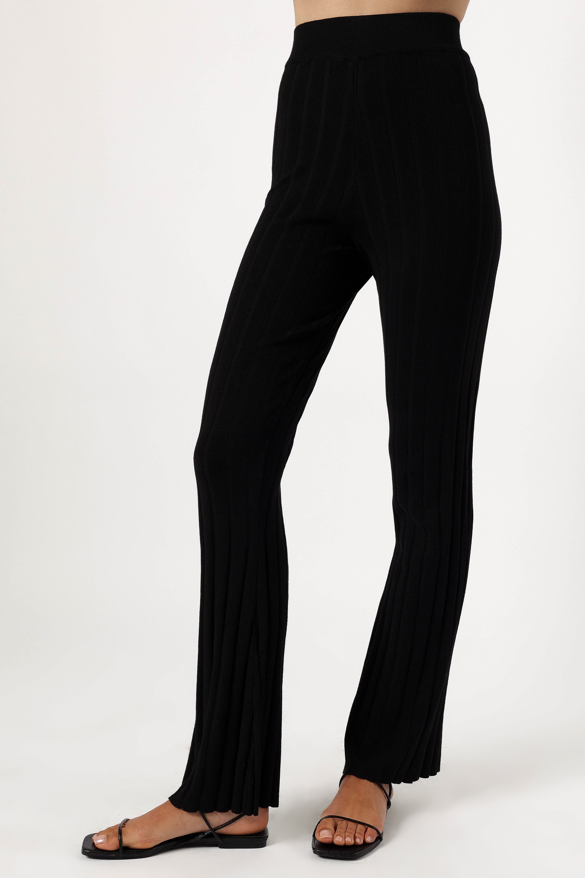 SETS @Silvie Knitted Set - Black