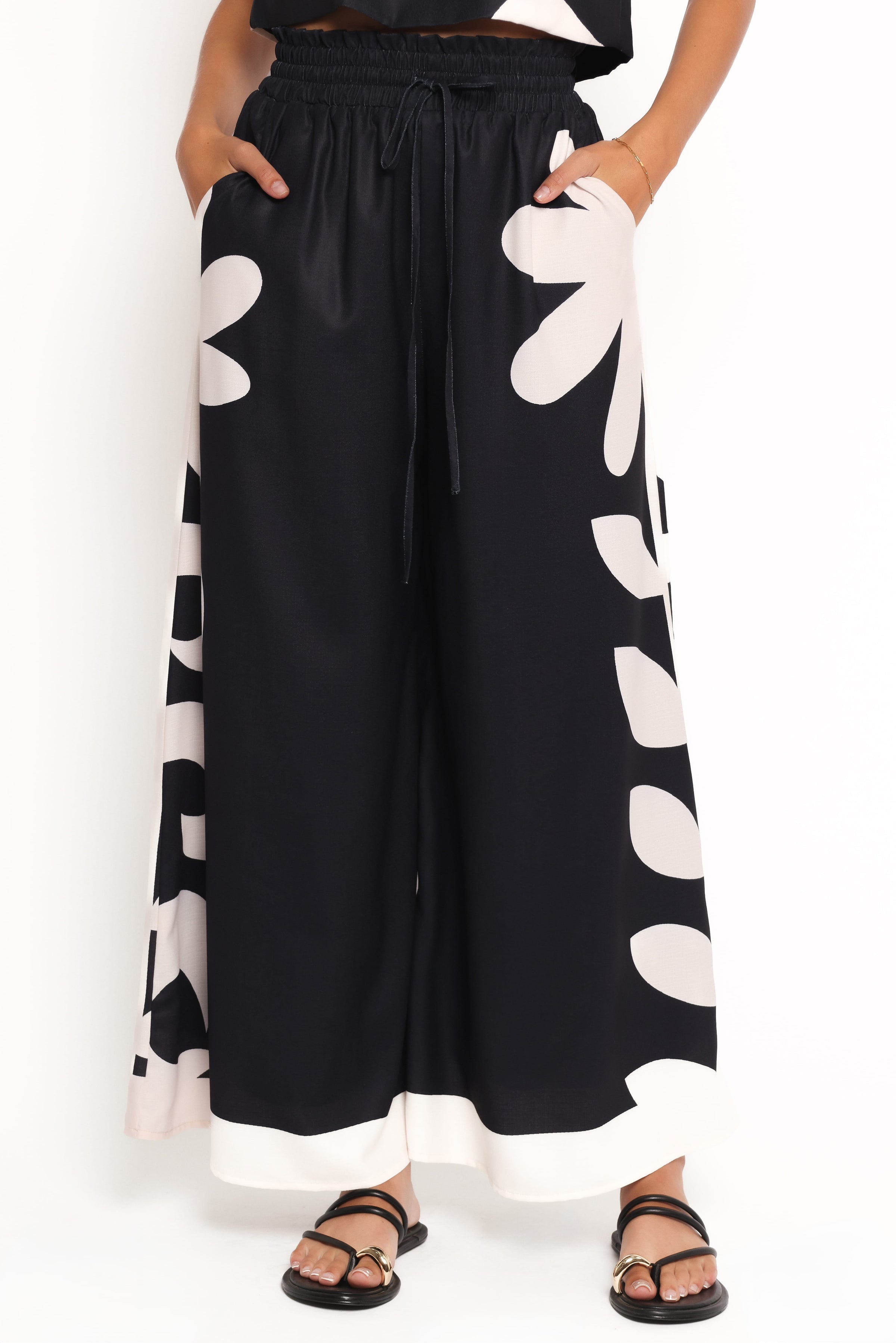 SETS Timothy Pant Set - Black/Cream