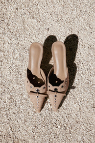 SHOES Elio Heels - Camel Suede