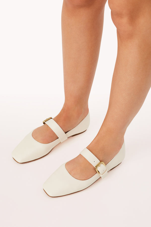 SHOES Fredia Flats - Bone