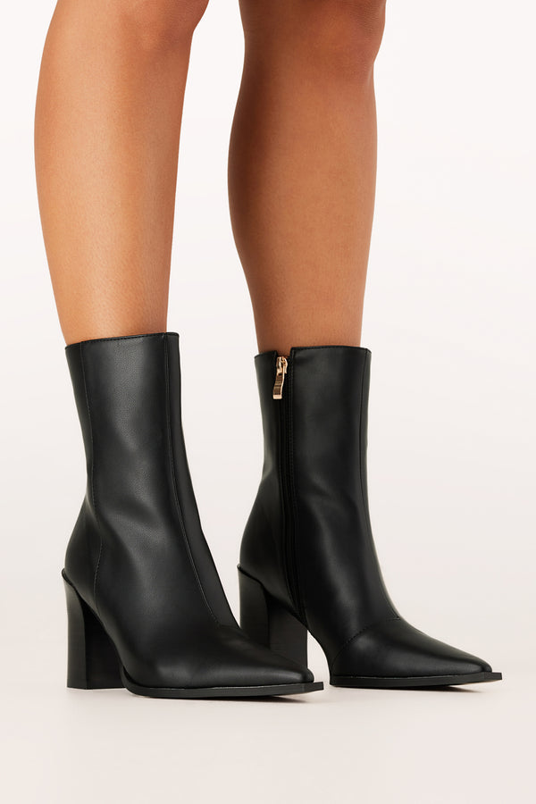 SHOES Lauryn Booties - Black