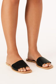 SHOES Zona Sandals - Black
