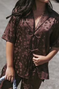 TOPS Aaliyah Satin Tie Front Top - Chocolate