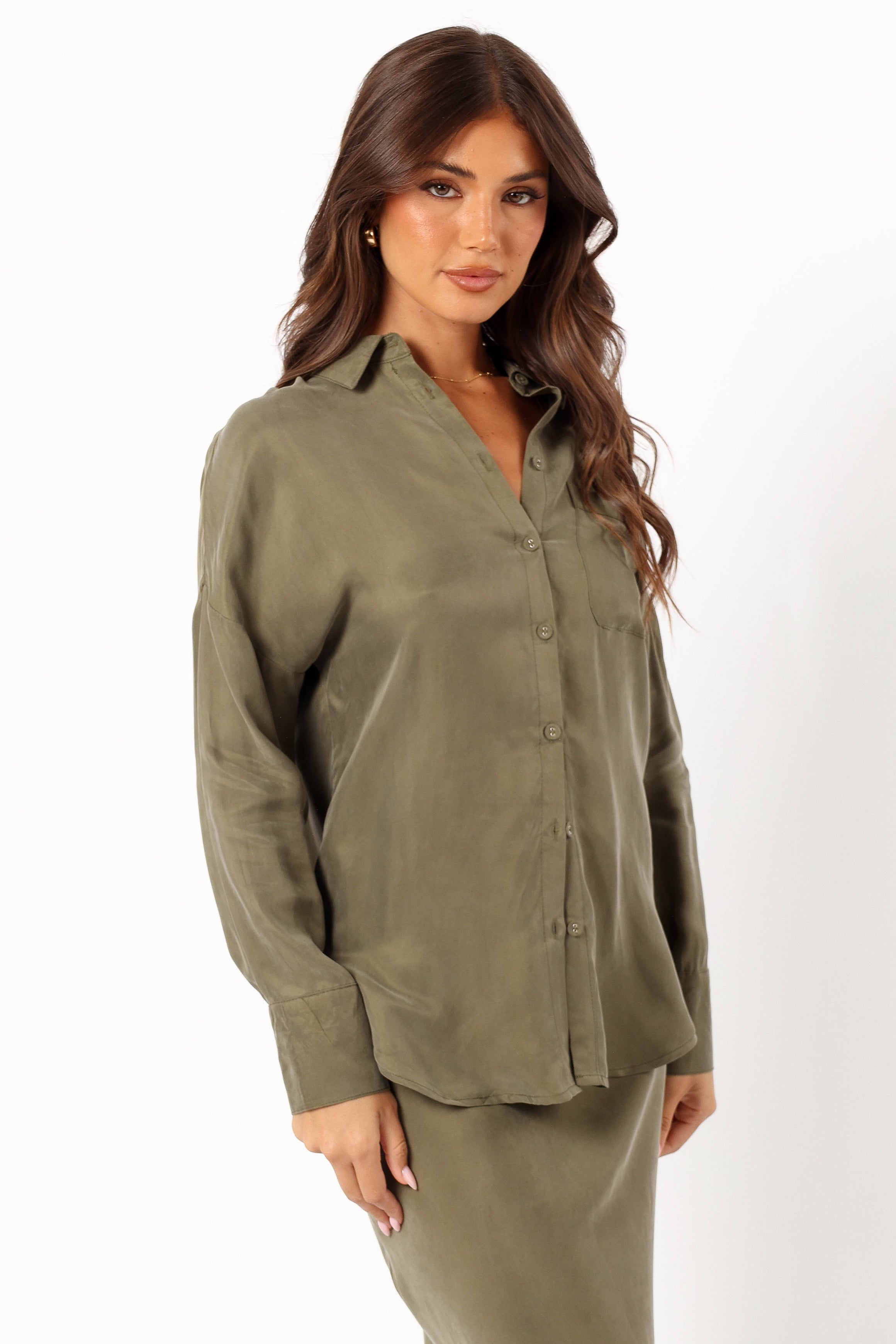 TOPS @Amery Shirt - Olive