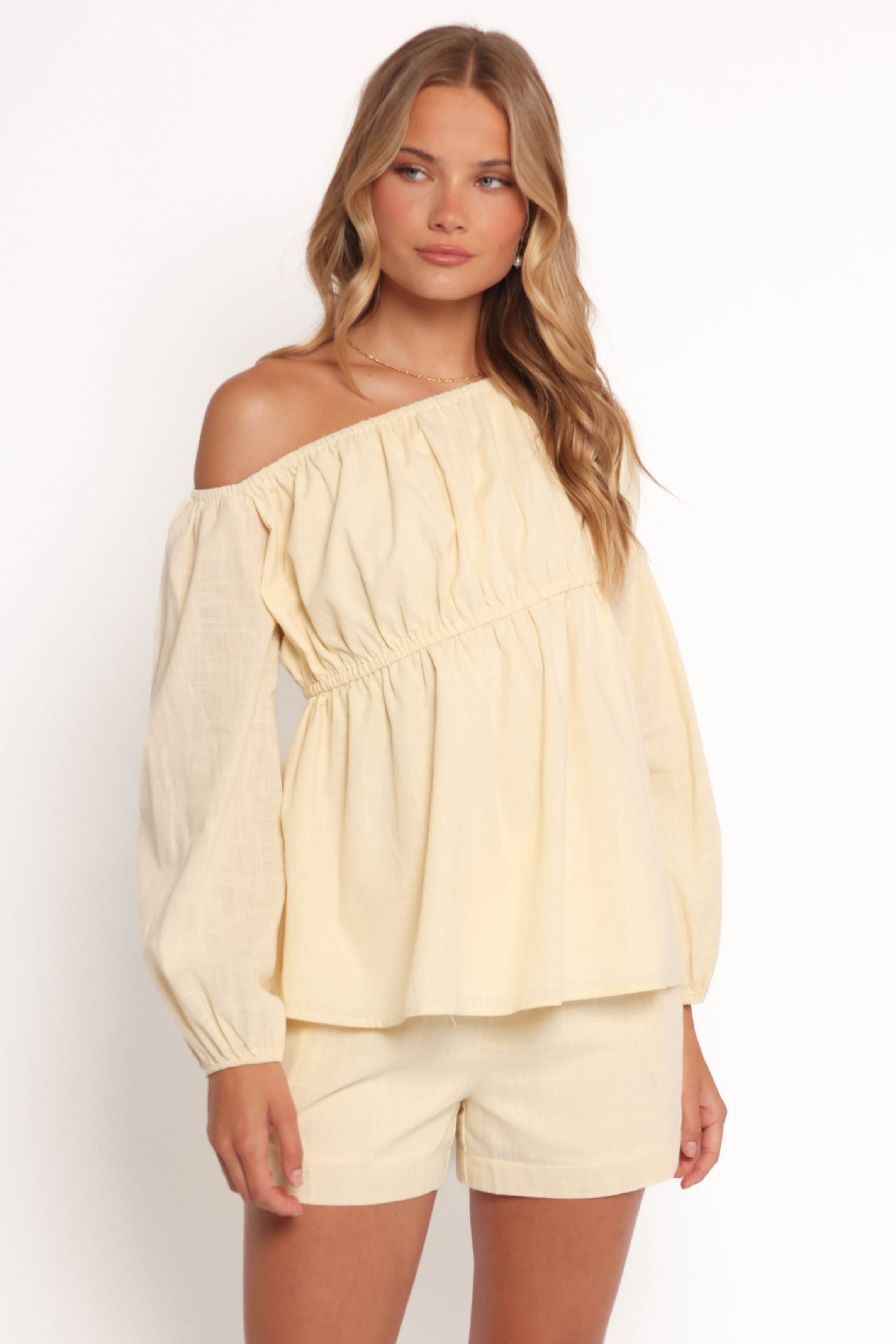 TOPS Bodhi Off Shoulder Top - Butter