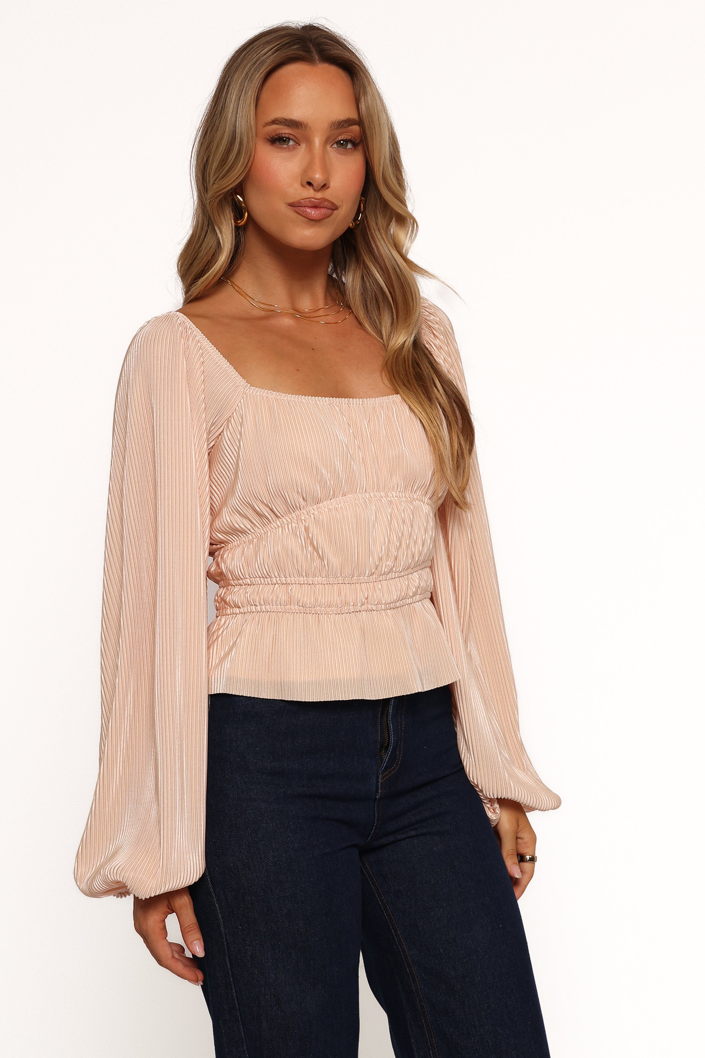 TOPS Ceppia Plisse Top - Light Peach