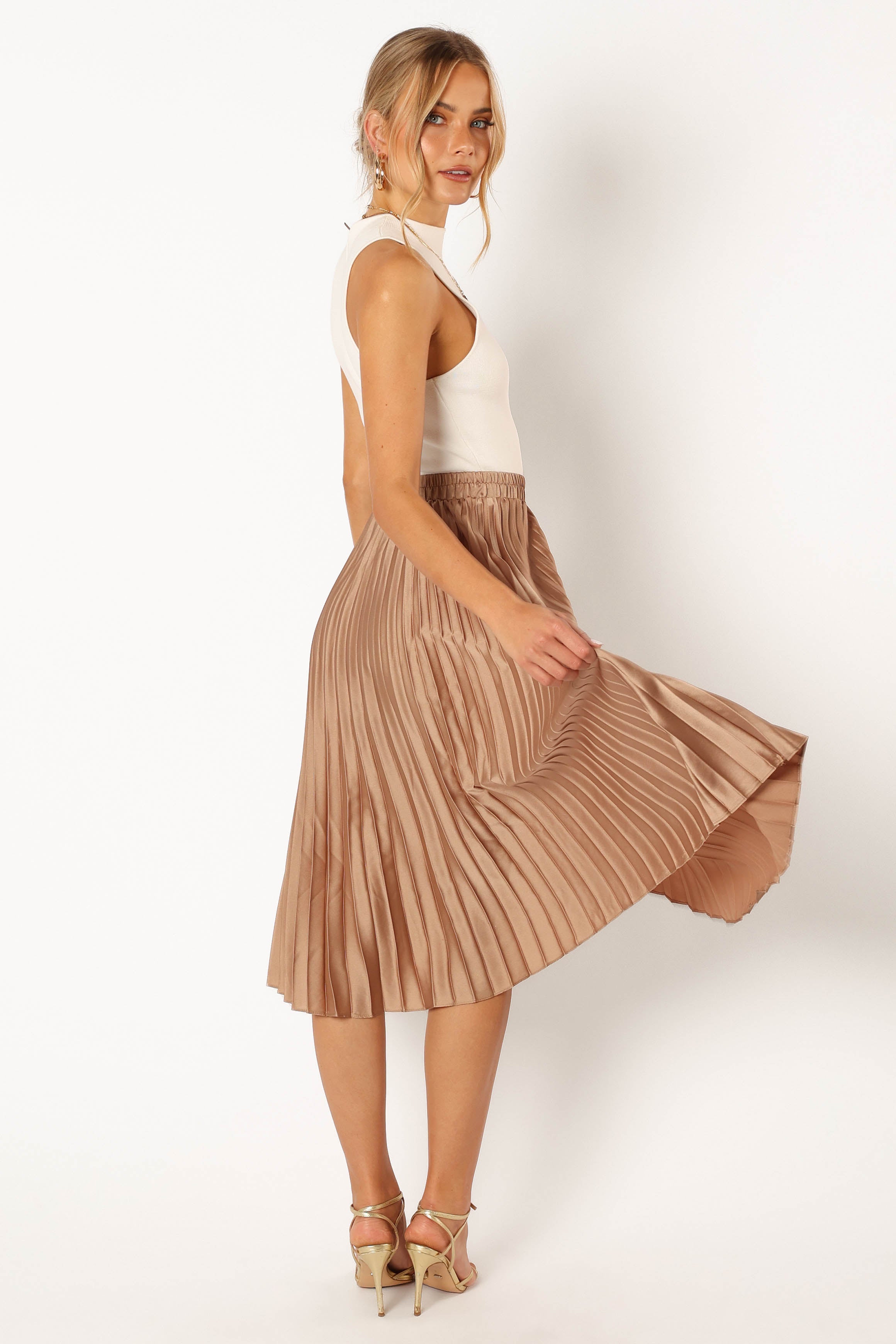 TOPS @Chloe Plisse Skirt - Gold