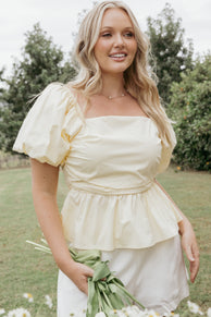 TOPS Clo Puff Sleeve Top - Butter Yellow