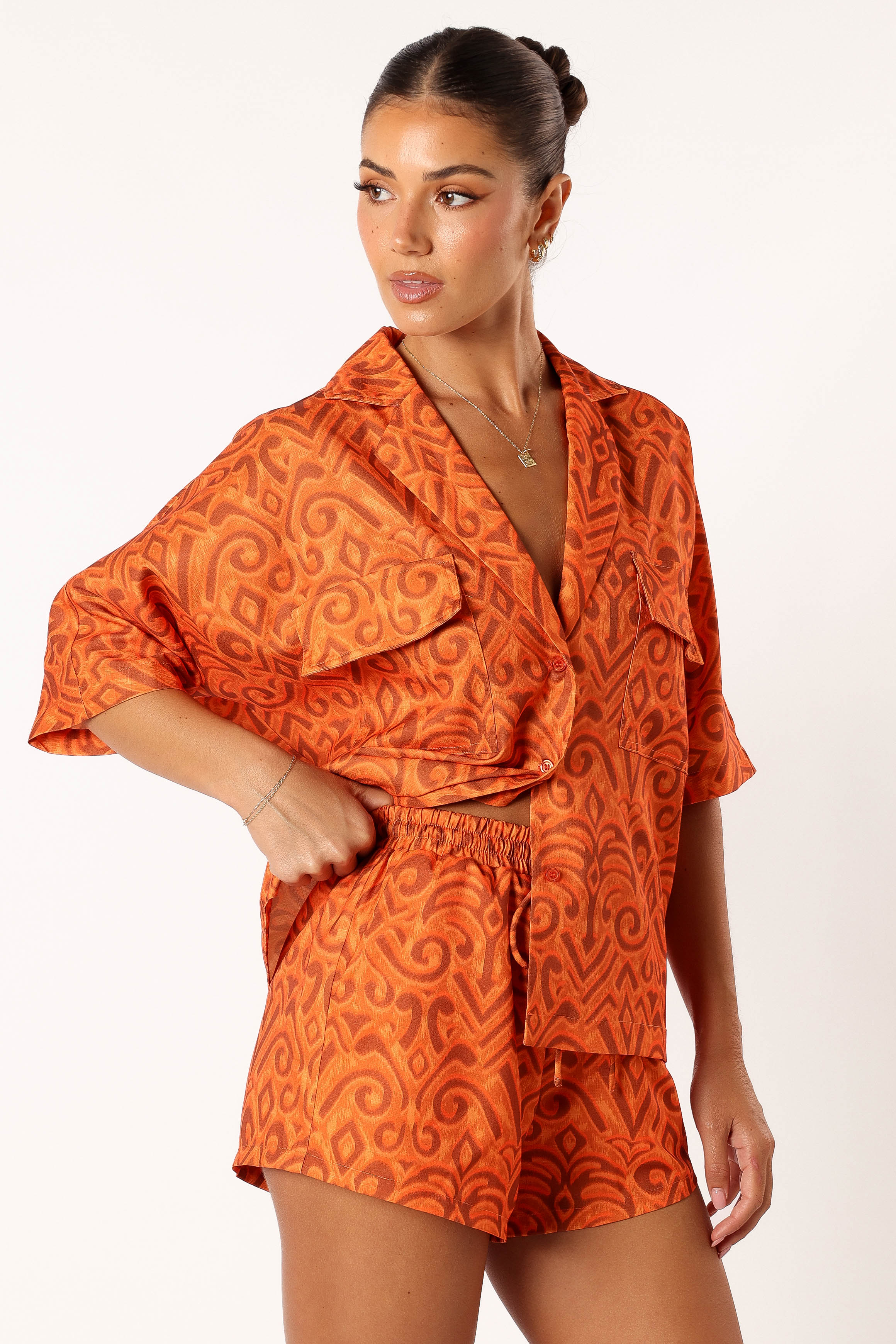 TOPS @Hakuna Shirt - Orange