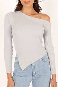 TOPS @Hunter Knit Top - Grey
