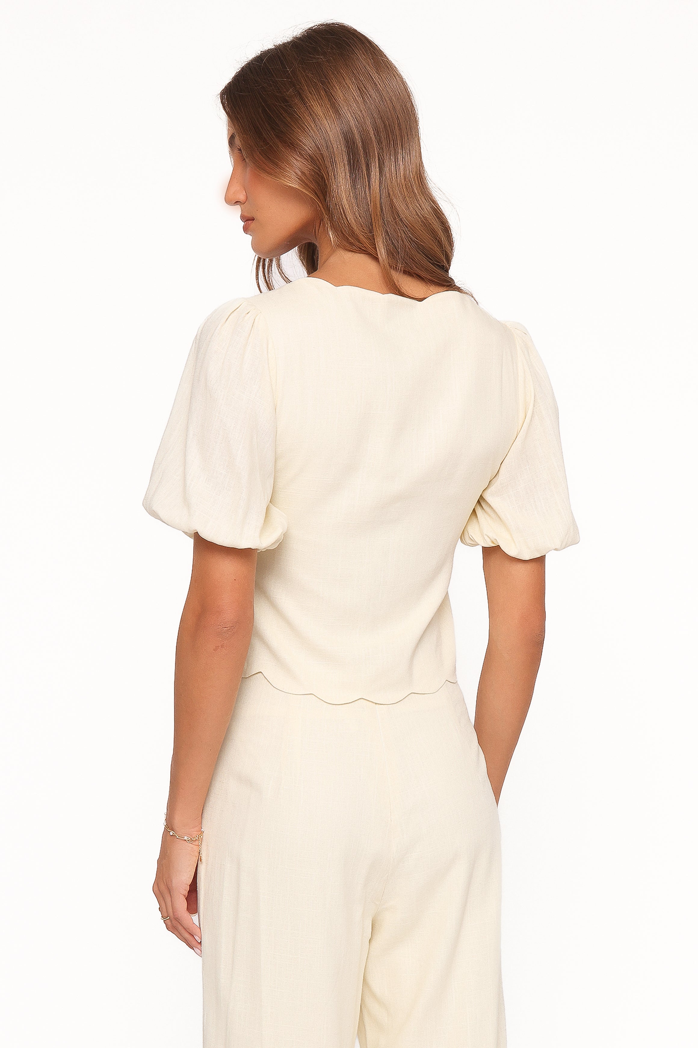 TOPS Jensen Scallop Hem Top - Butter Yellow