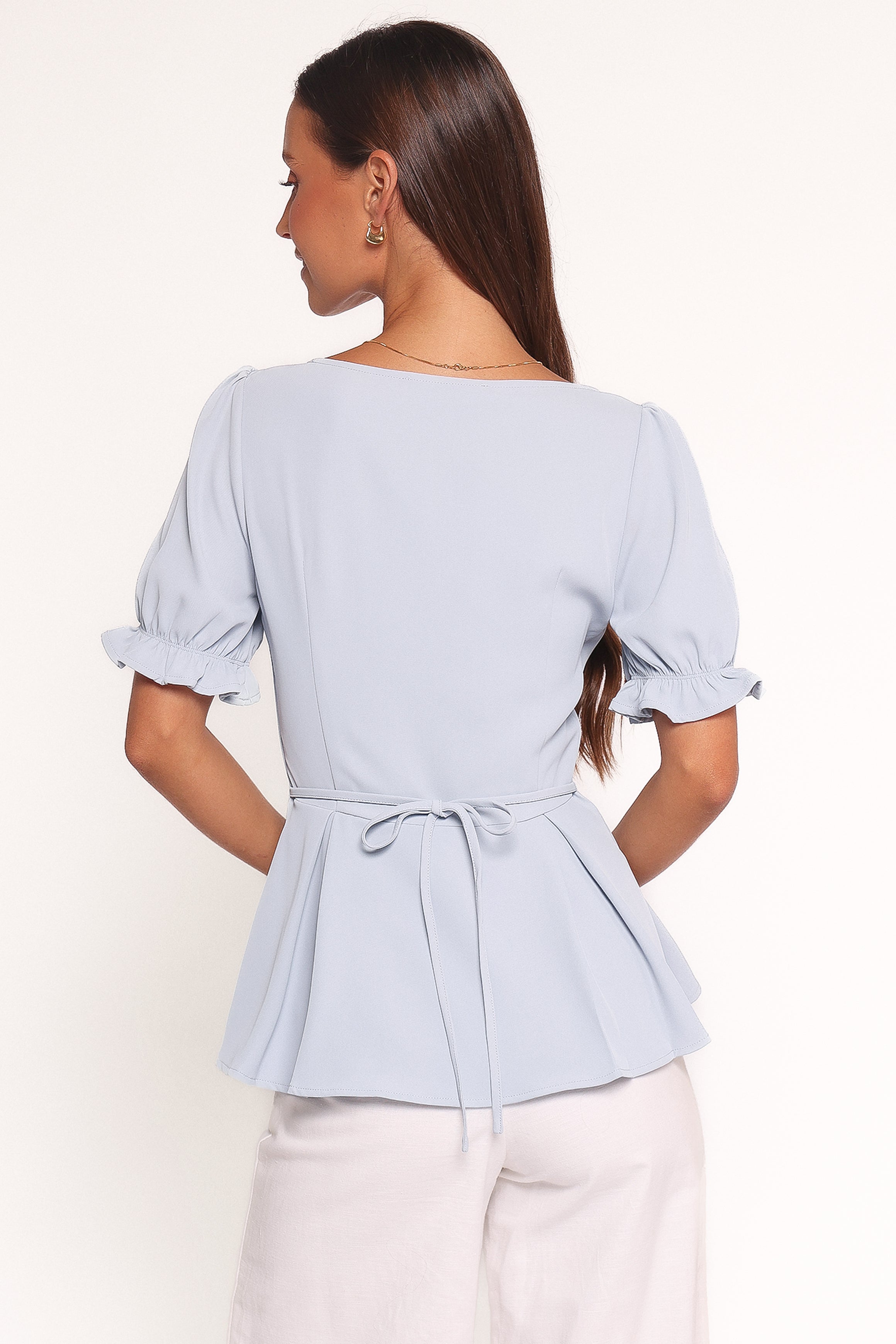 TOPS Kameran Top - Pale Blue