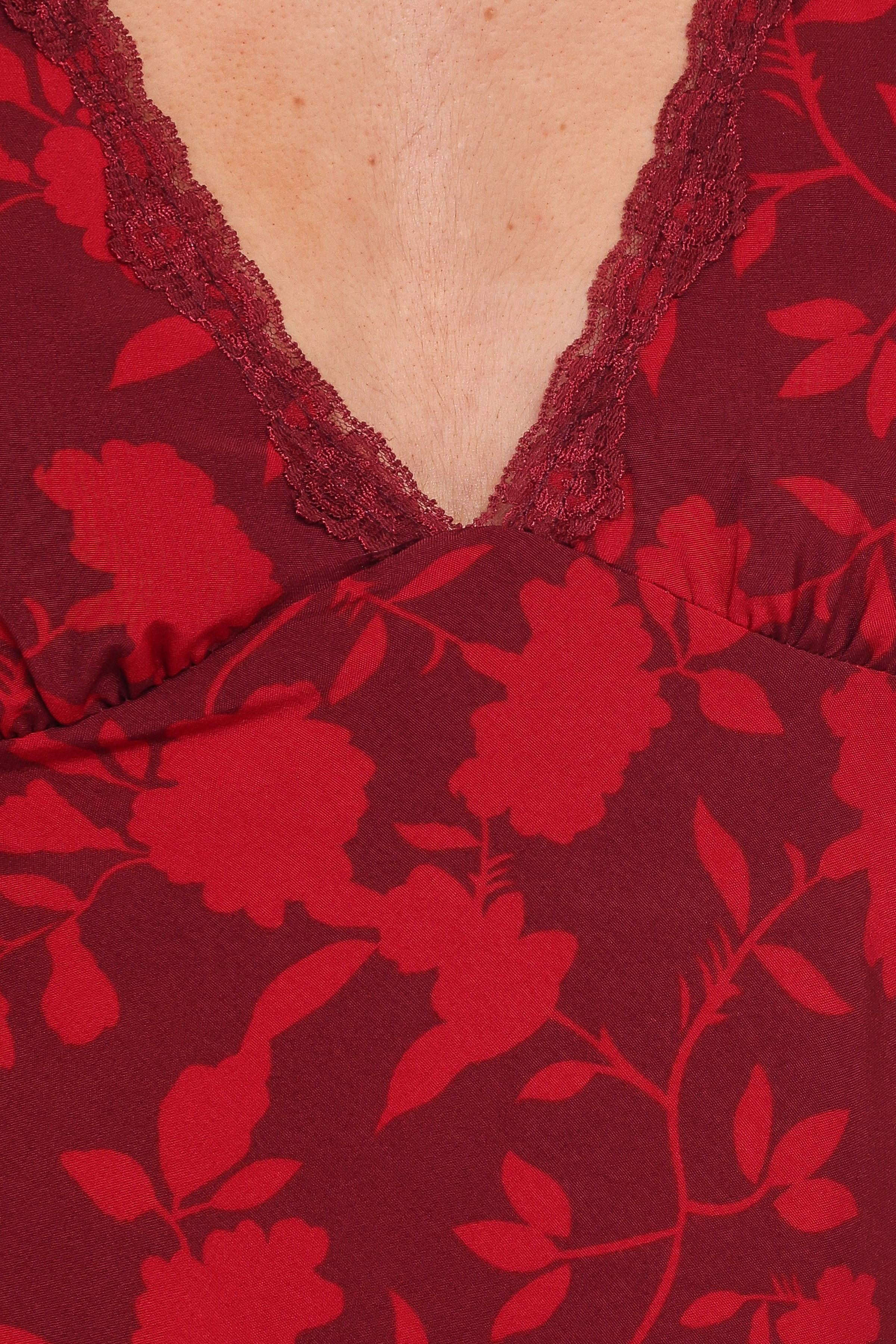 TOPS Kelso Top - Burgundy Floral