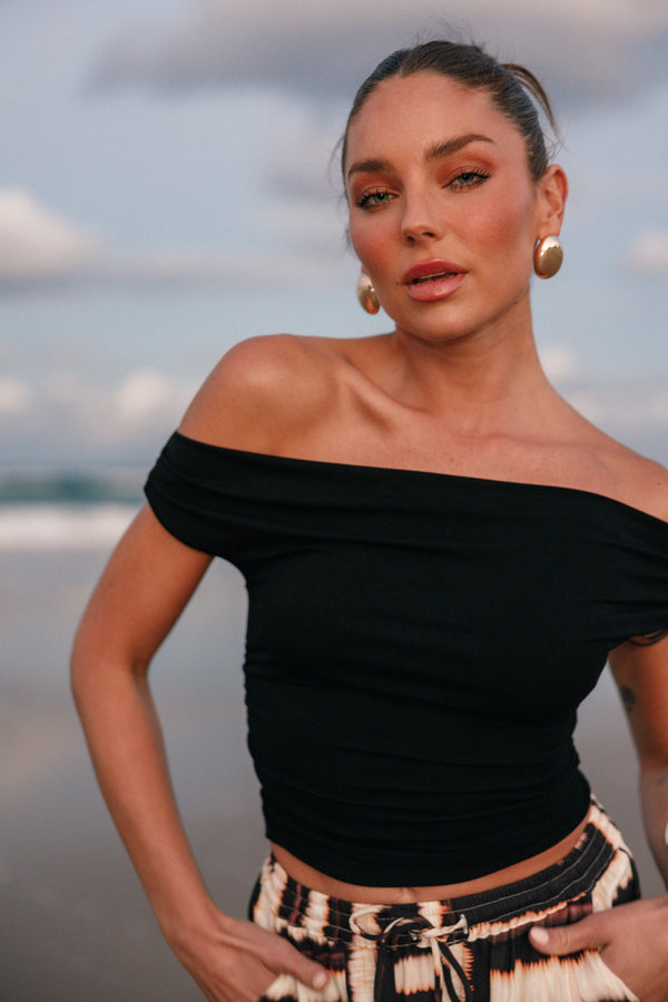 TOPS @Lanna Off Shoulder Top - Black (Hold for Euro Summer)