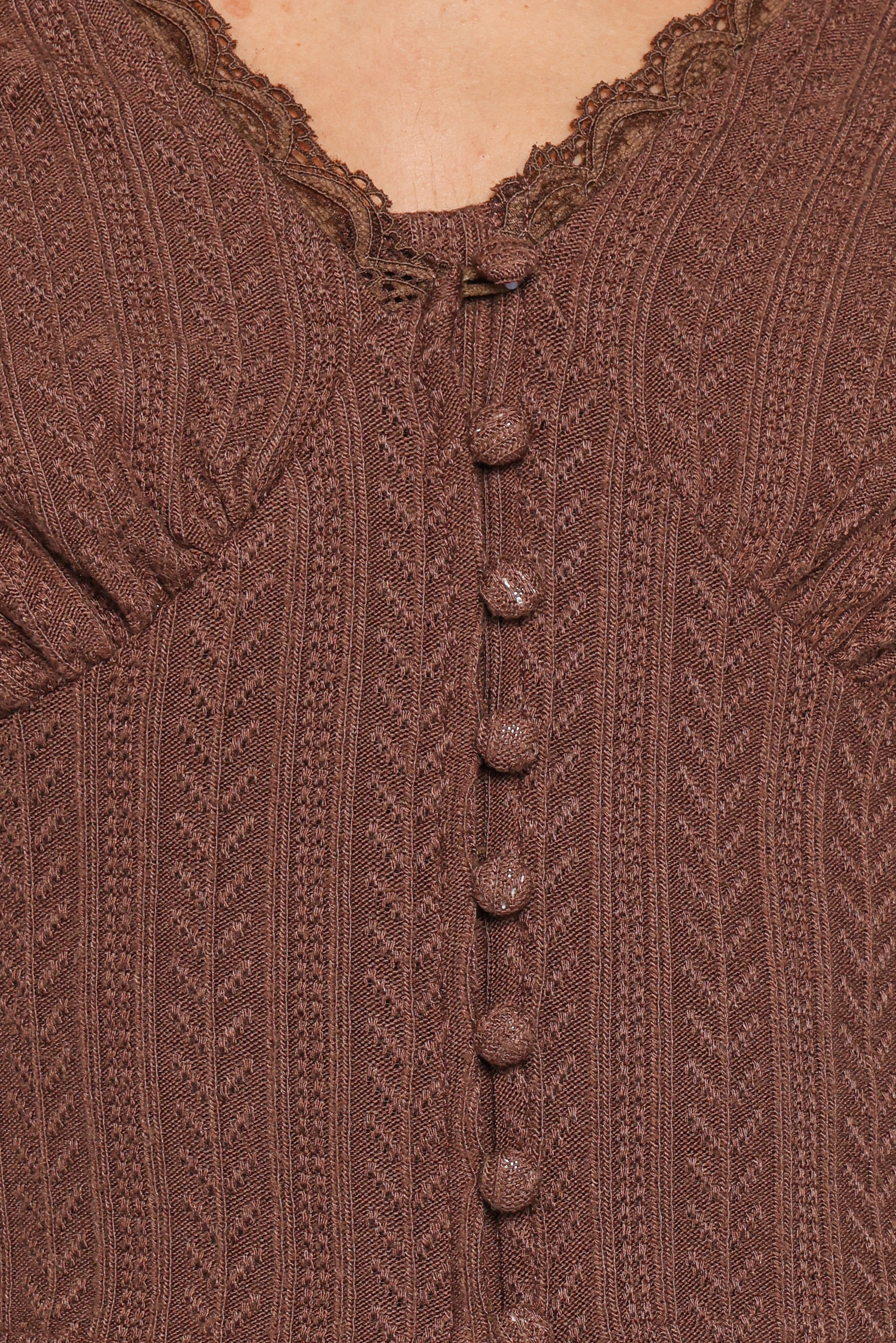 TOPS Leslie Long Sleeve Textured Button Front Top - Chocolate