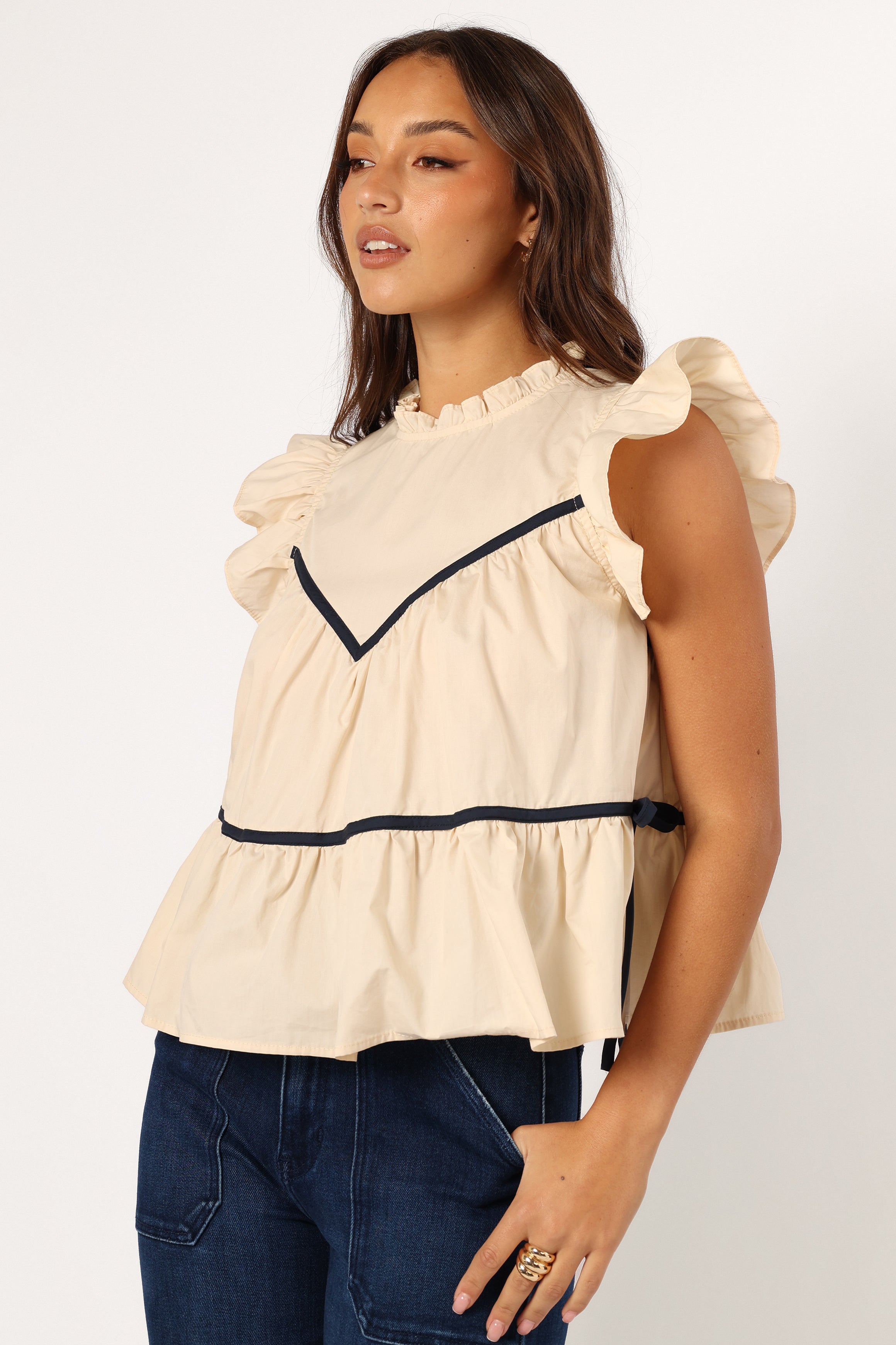 TOPS @Lynn Ruffle Top - Ivory