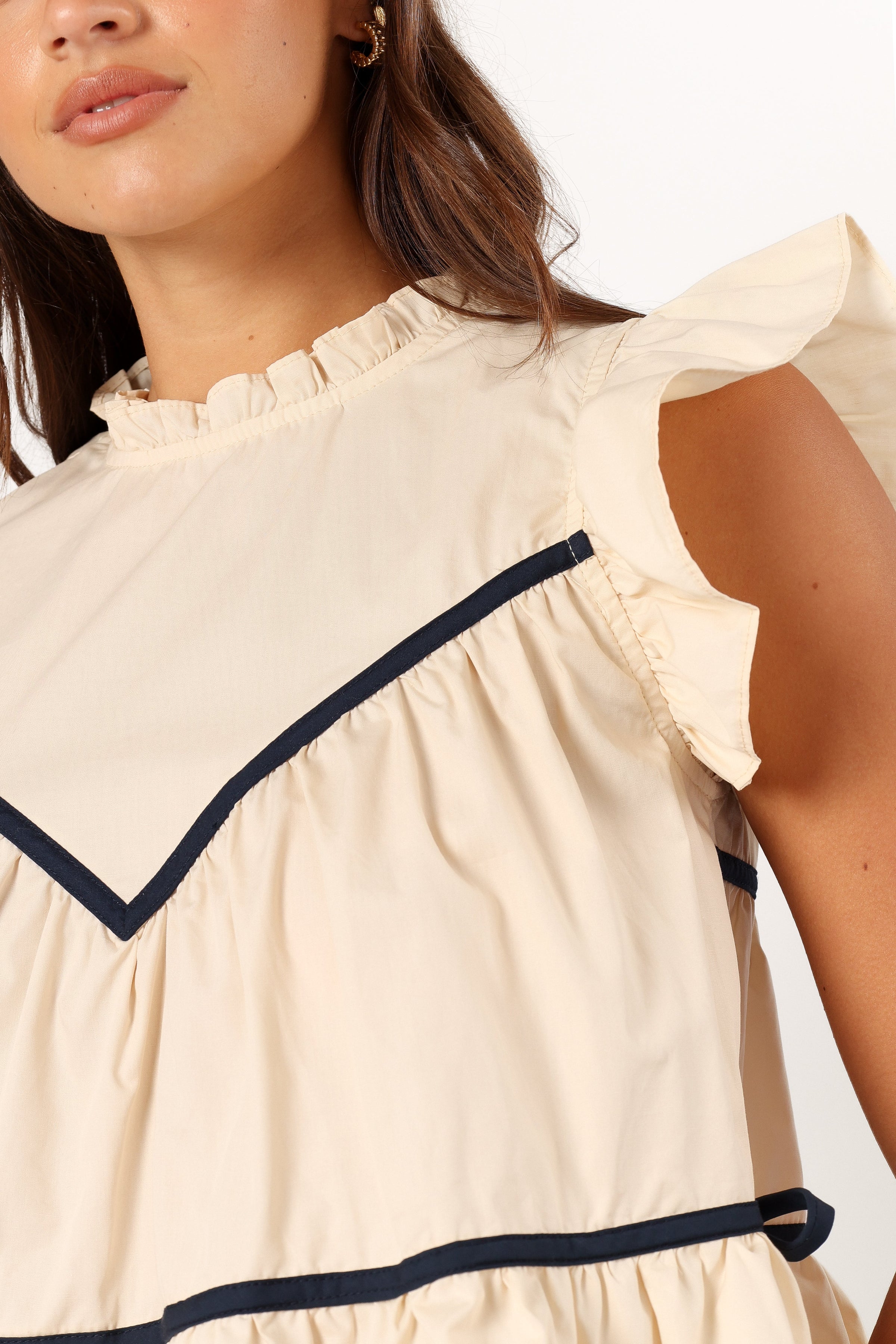 TOPS @Lynn Ruffle Top - Ivory