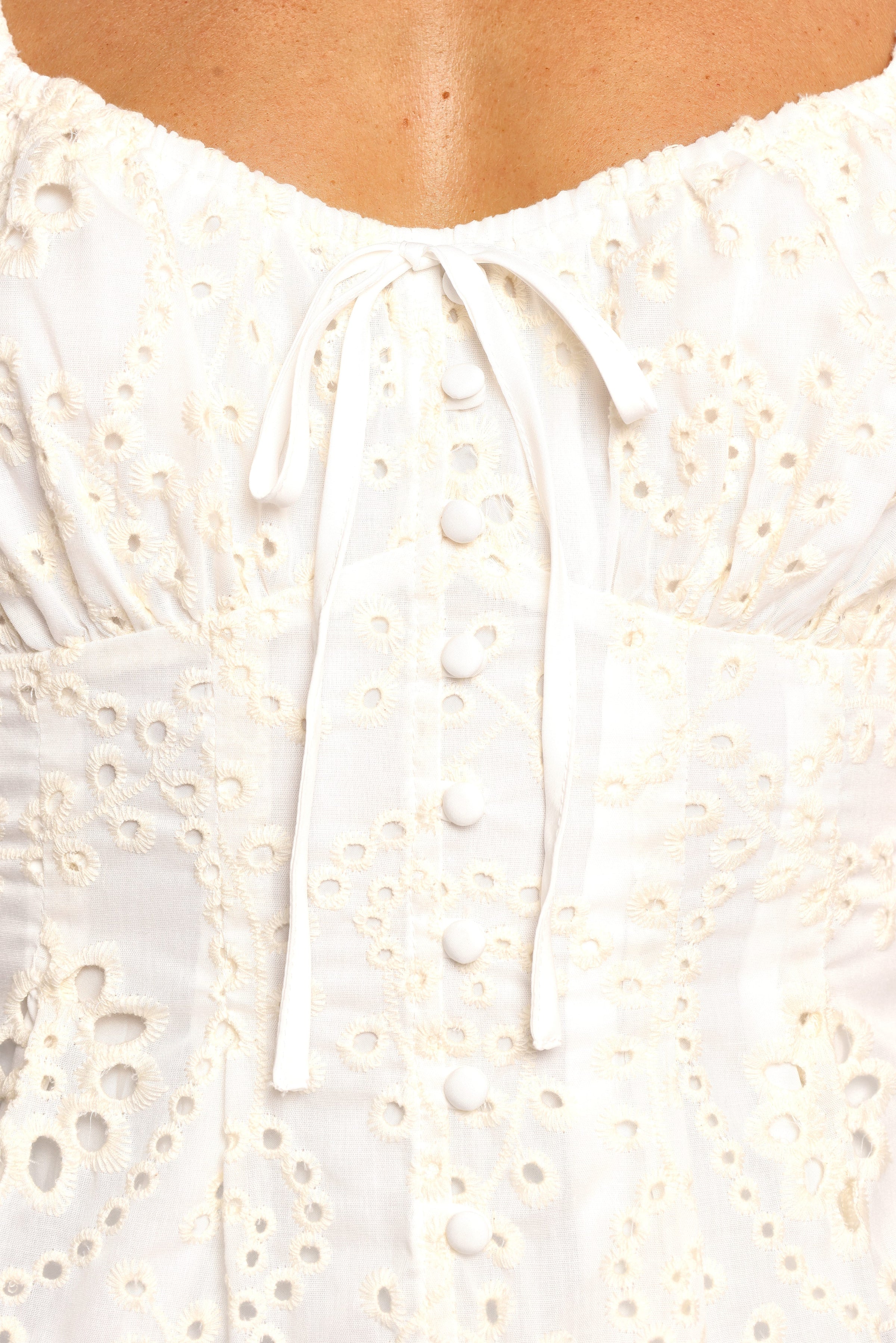 TOPS Mairead Eyelet Top - Cream