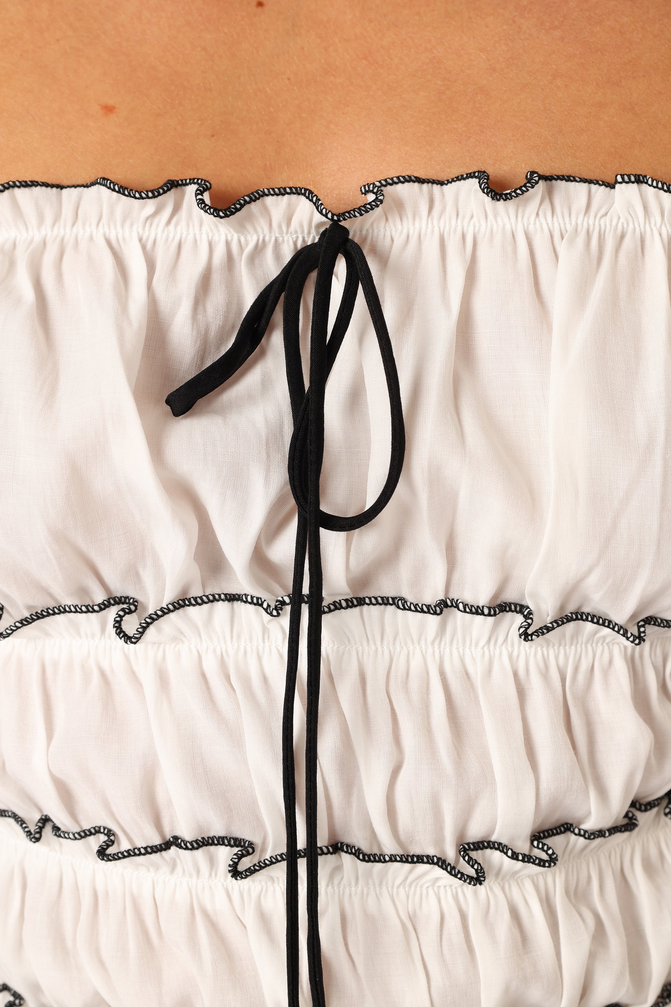 TOPS @Meryl Sleeveless Top - White/Black