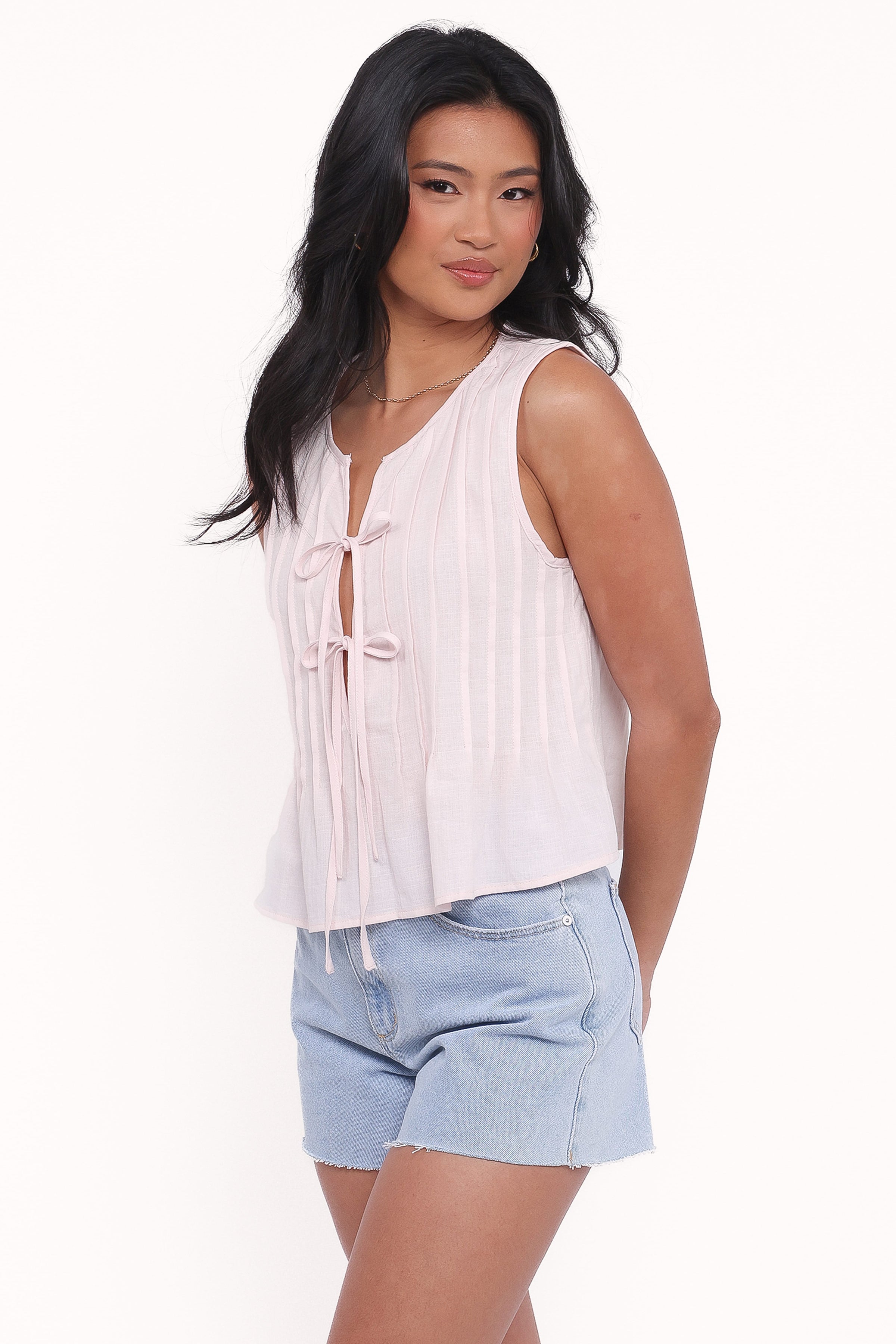 TOPS Nika Pleated Top - Pale Pink