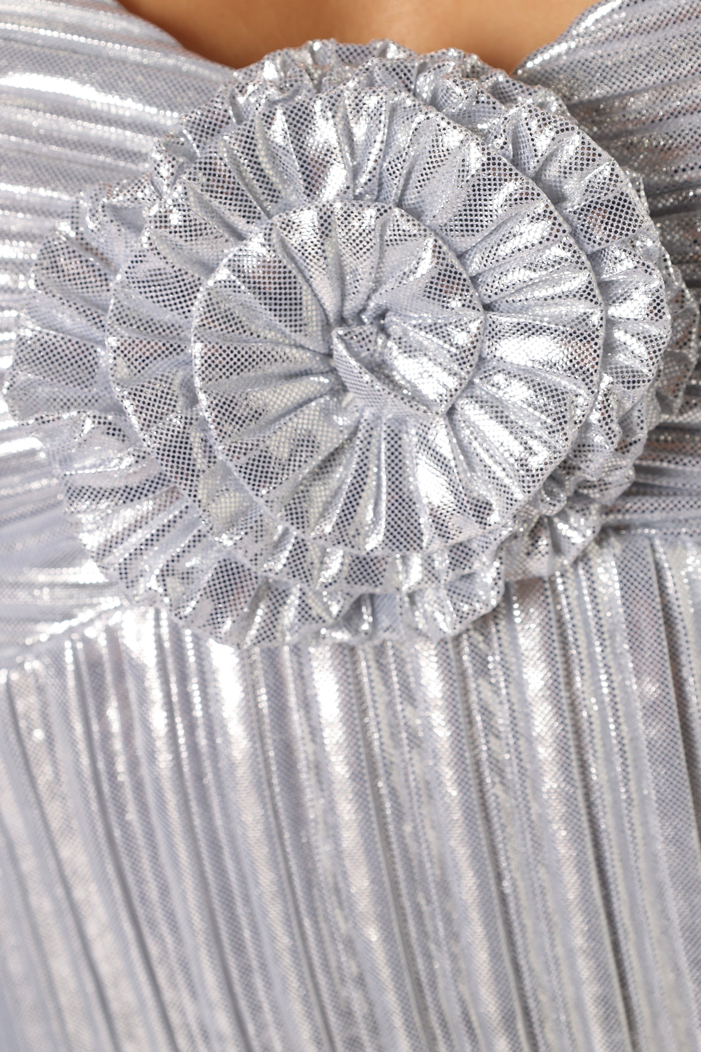 TOPS @Nyra Rose Detail Top - Silver