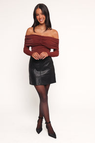 TOPS Raya Off Shoulder Top - Merlot