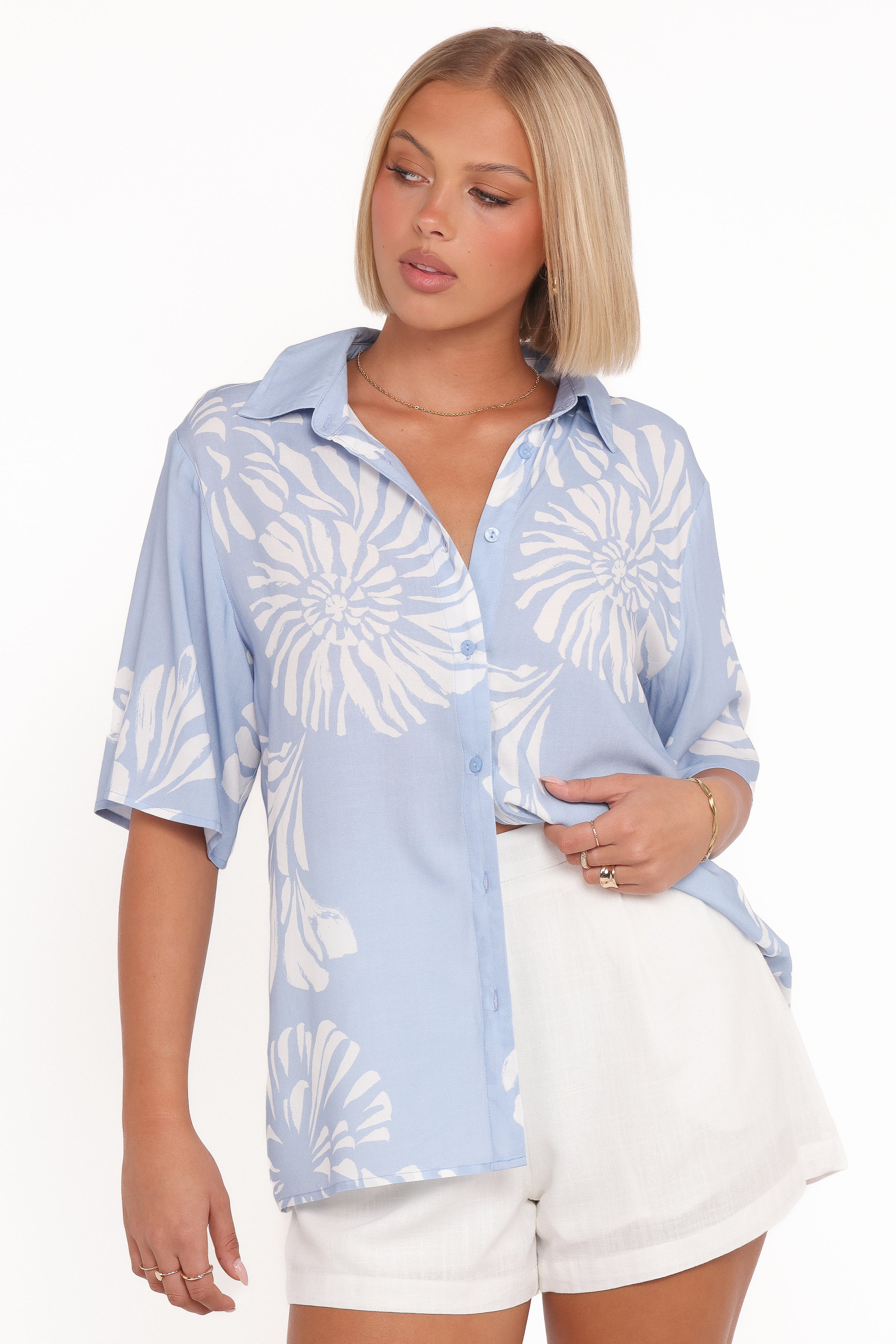 TOPS Riva Short Sleeve Shirt - Shell Print