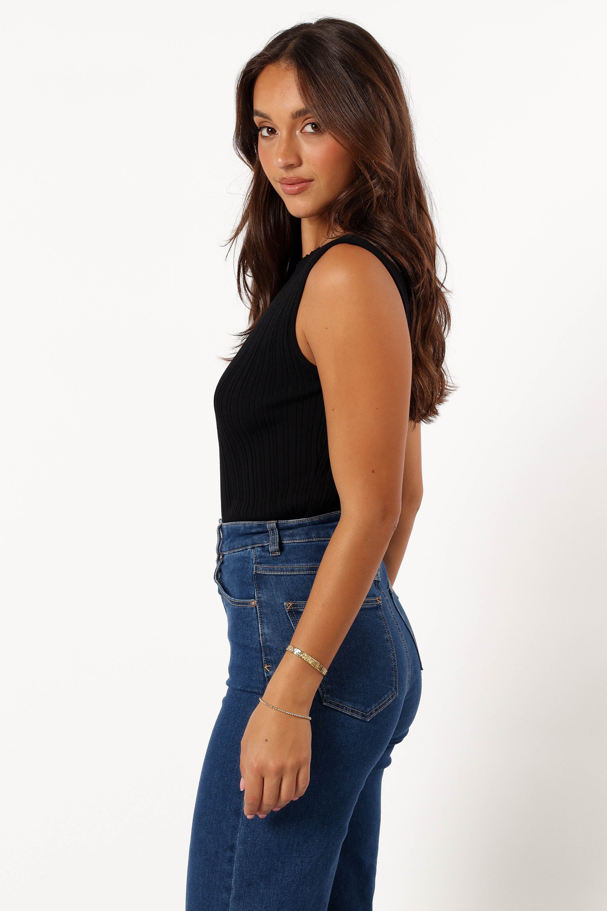 TOPS @Rowie Ribbed Top - Black