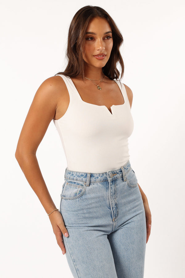 TOPS @Santina Top - White