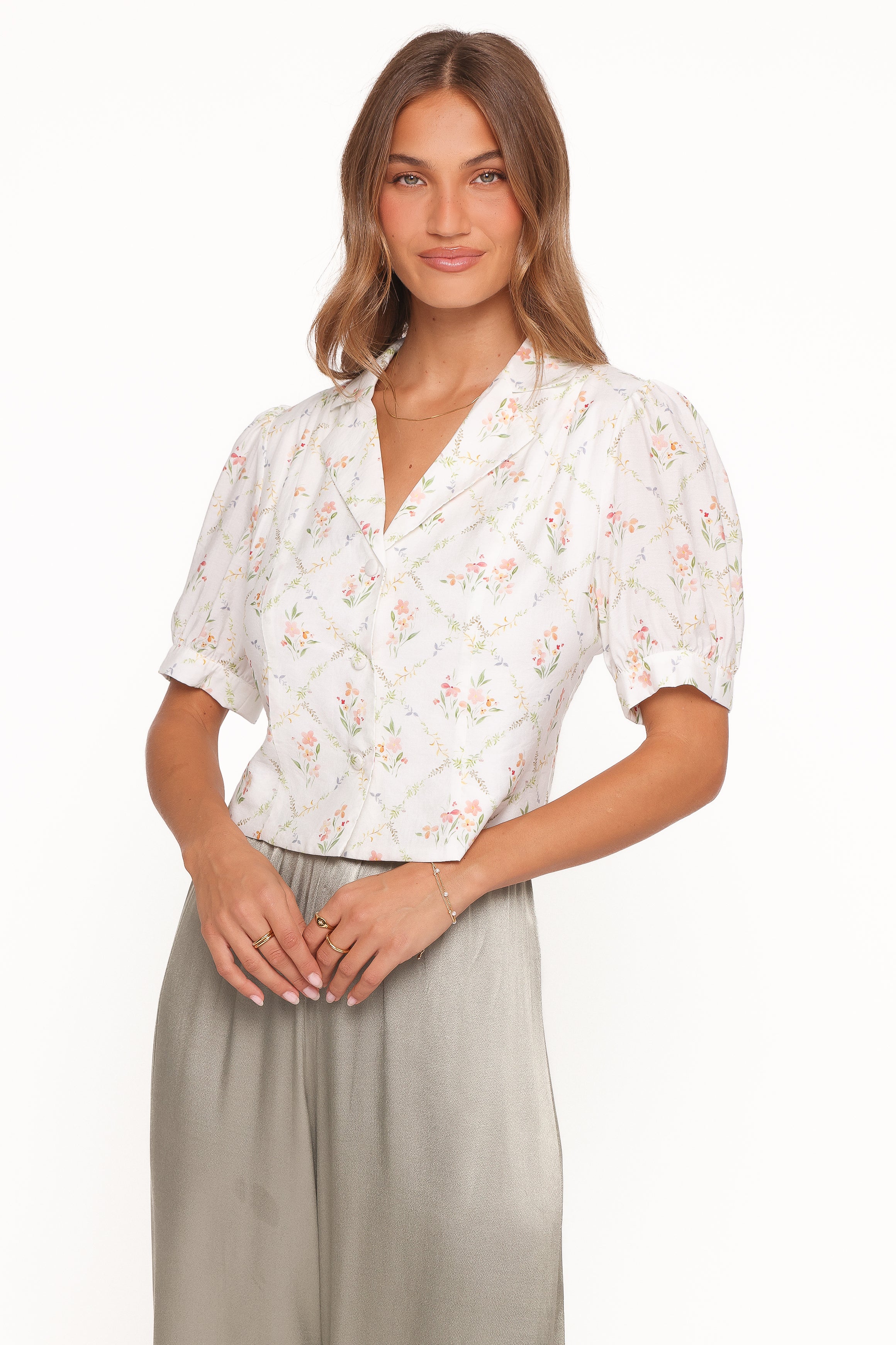 TOPS Steele Button Front Top - White Vintage Floral